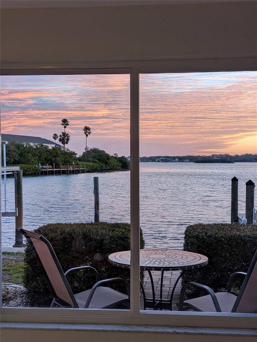 LA HACIENDA CONDO - Residential