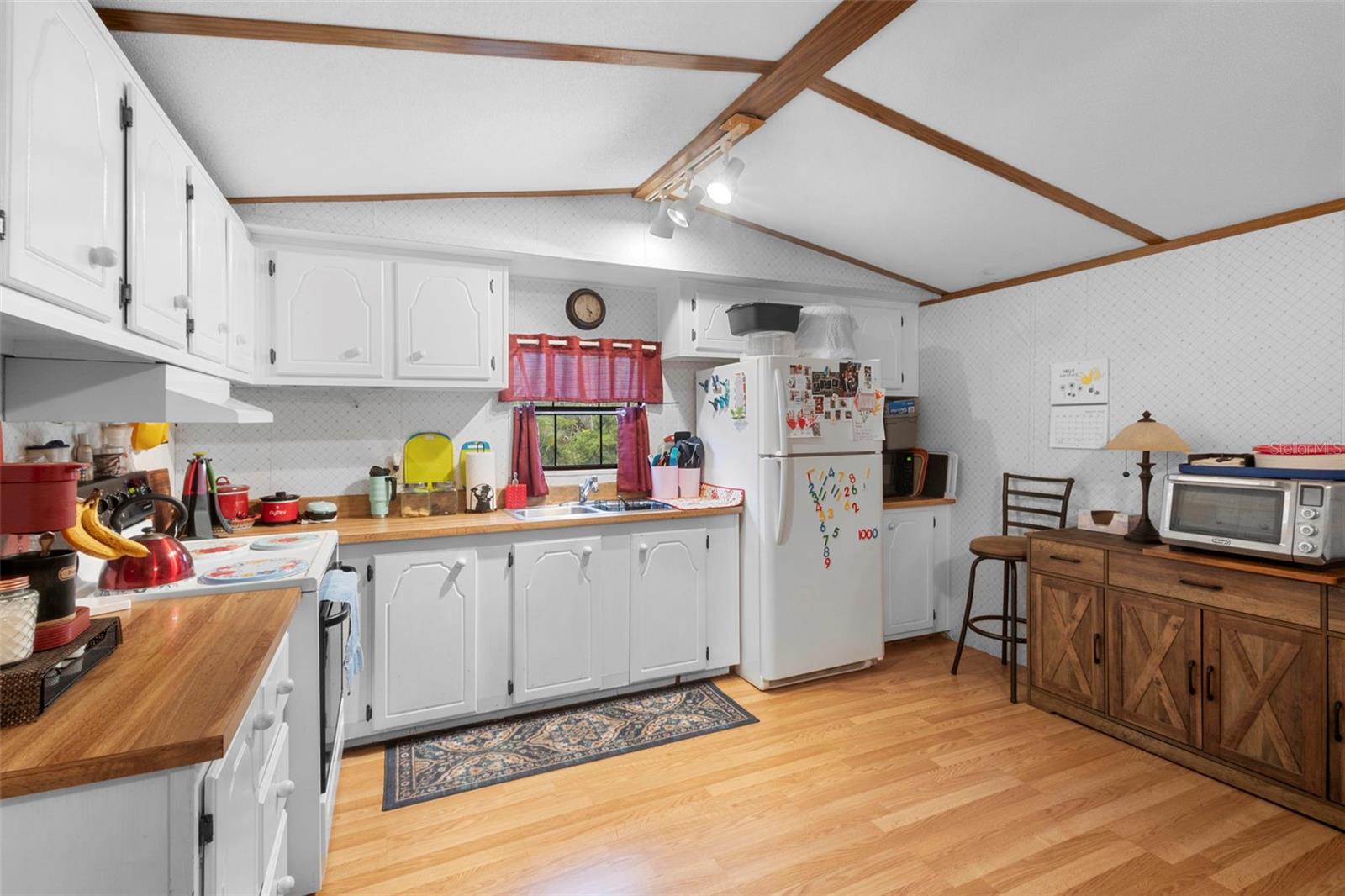 44943 4TH STREET