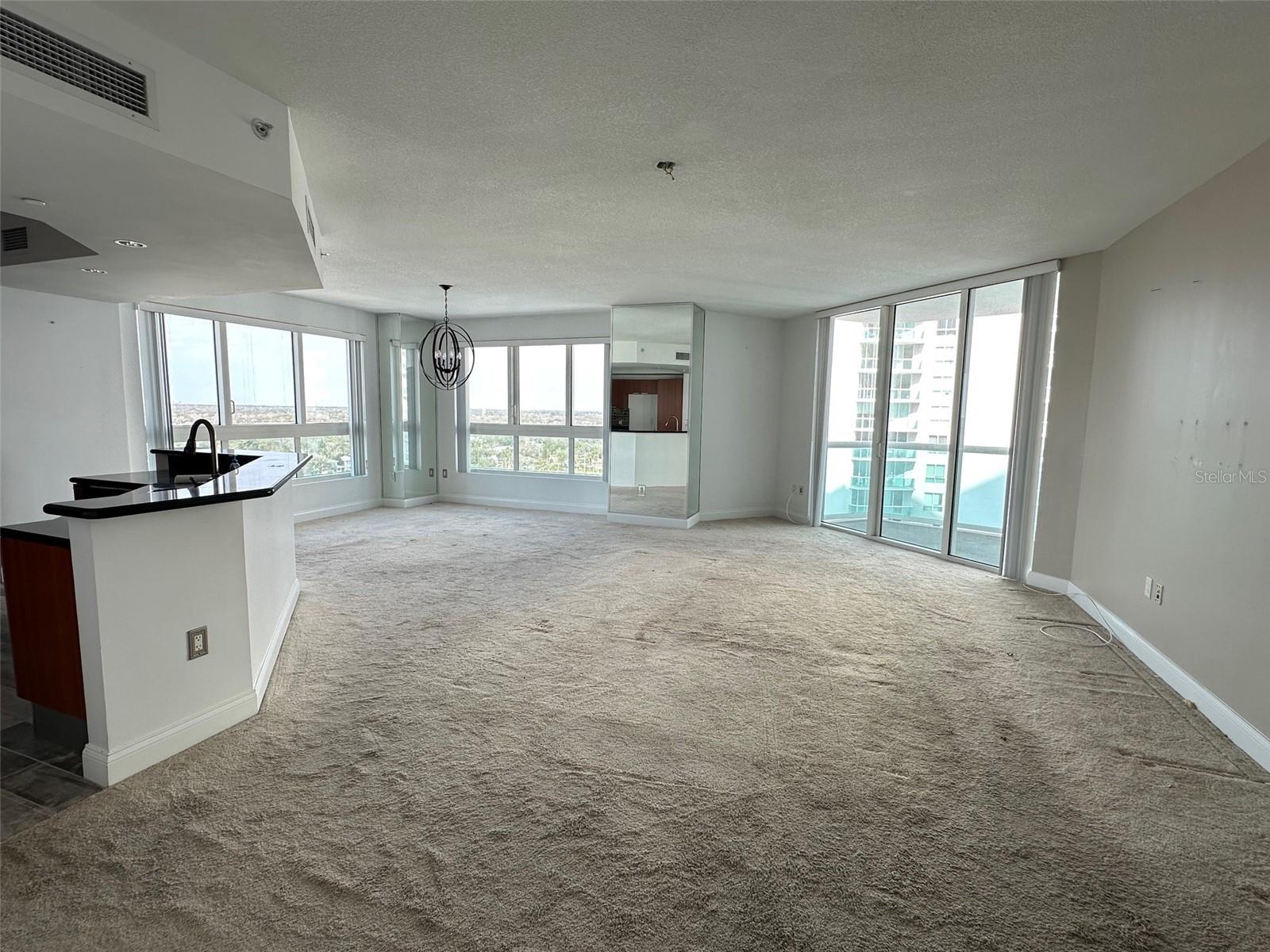 231 RIVERSIDE DRIVE 1510-1