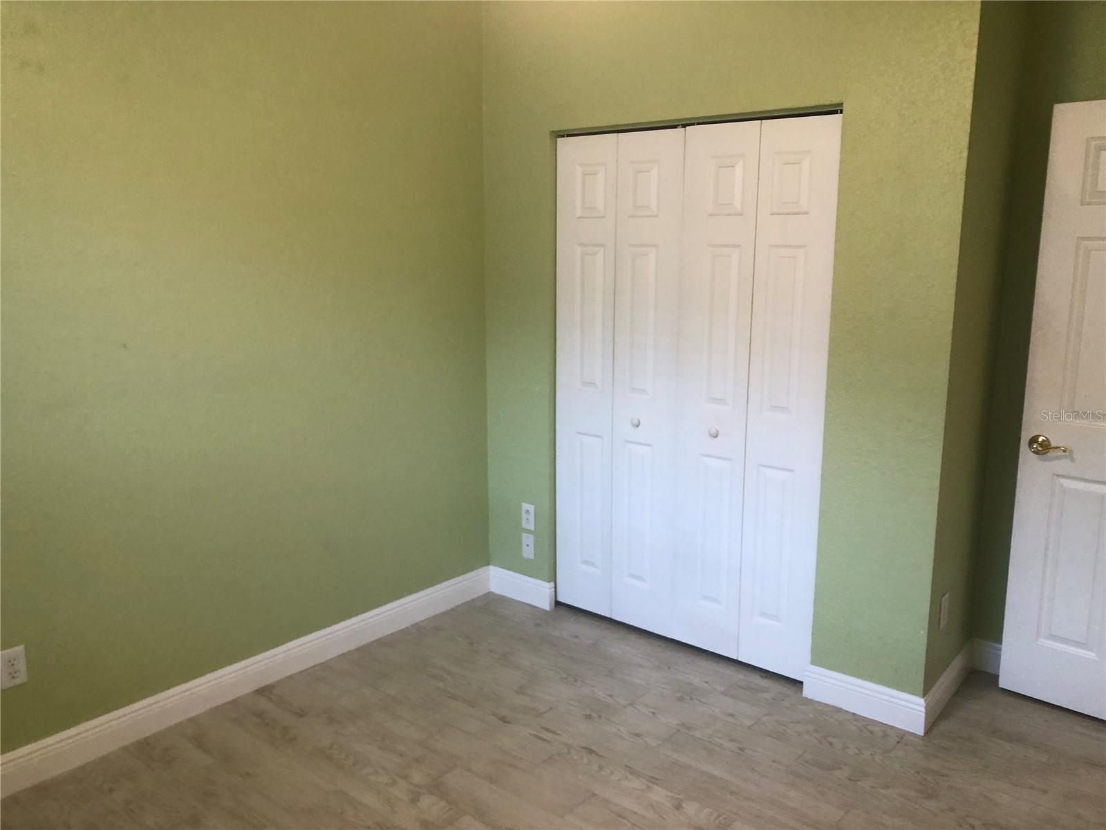 ENTRADA CONDO - Residential Lease