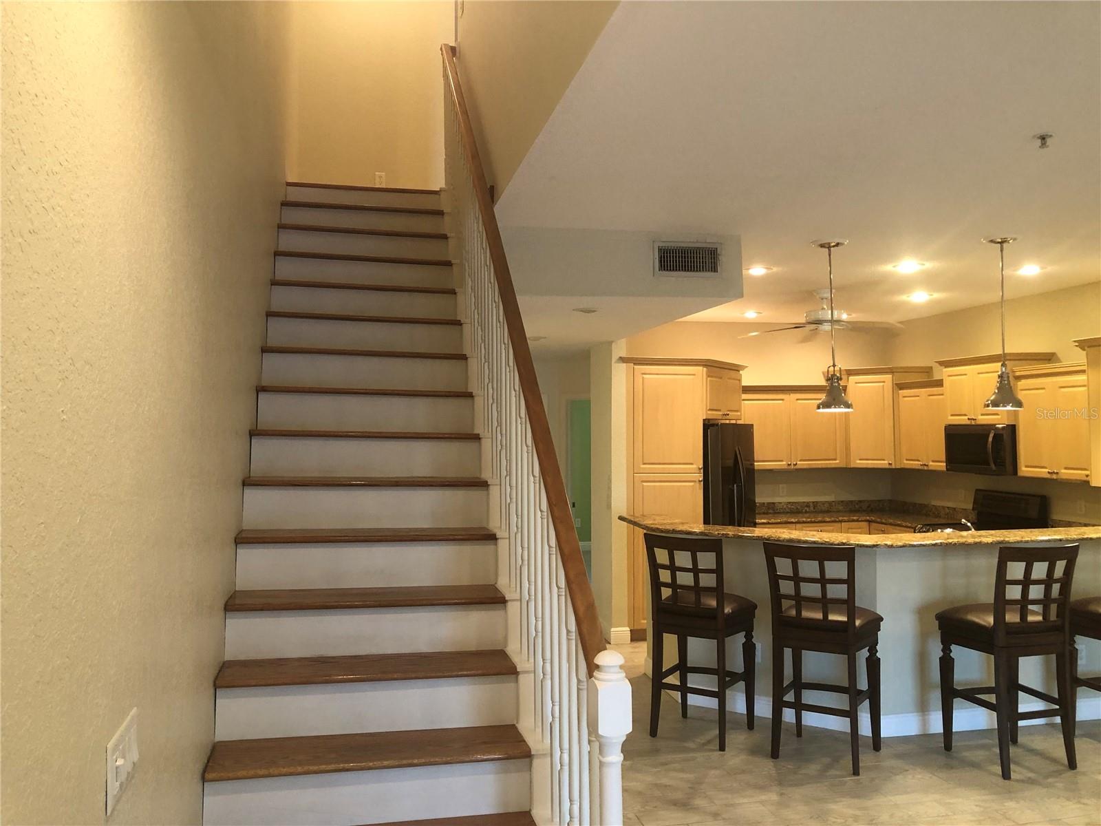 ENTRADA CONDO - Residential Lease