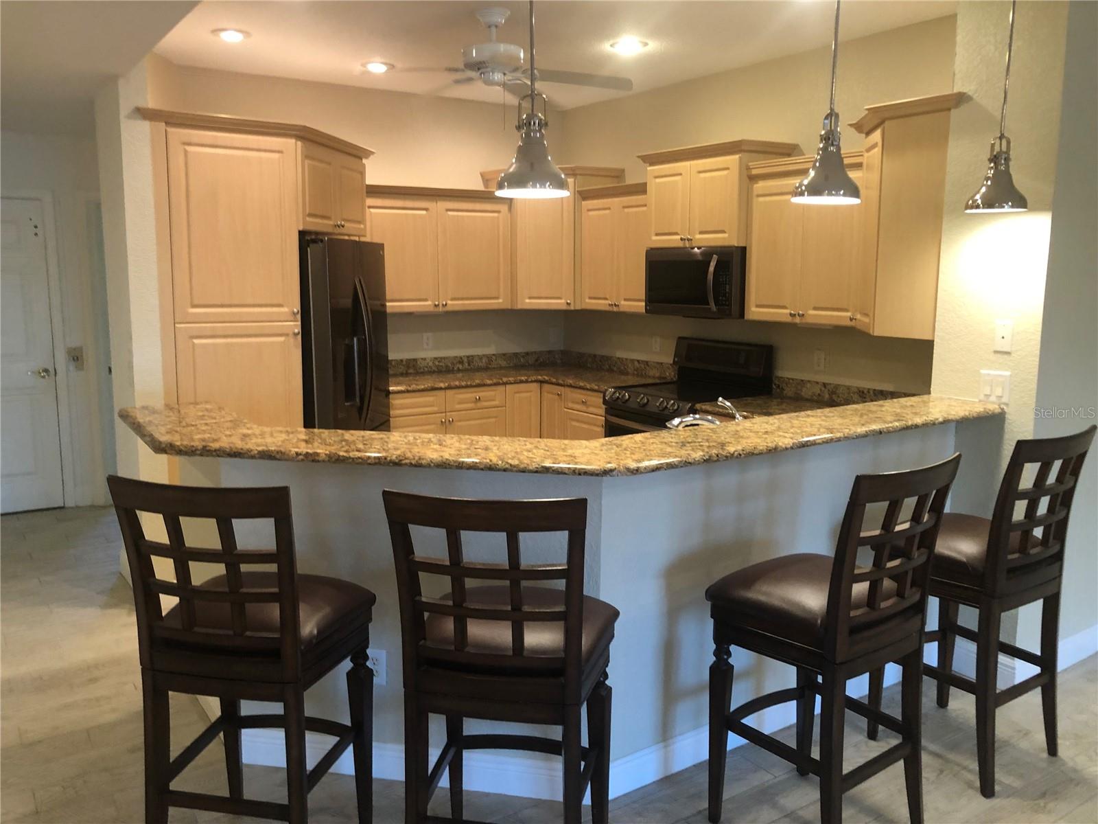 ENTRADA CONDO - Residential Lease