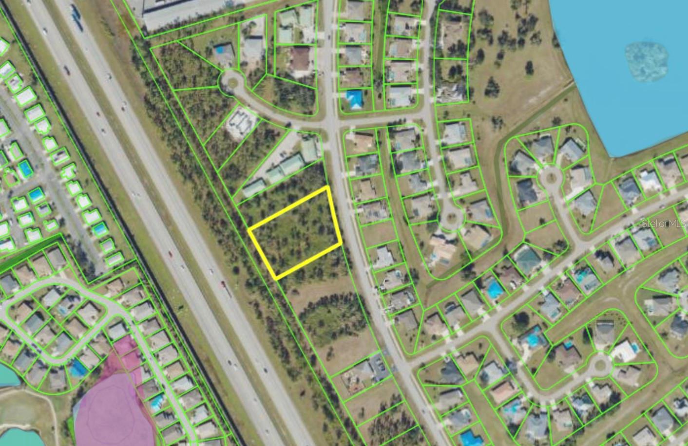 20-unit multifamily land for just over $17k per unit? What an opportunity?! Great location close to everything.