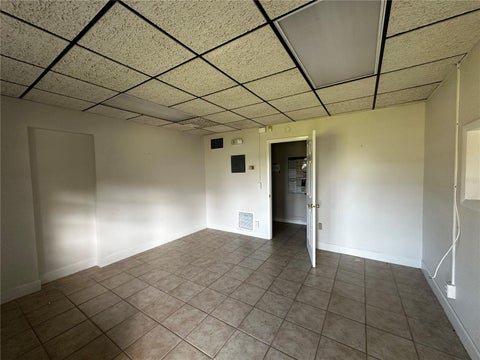 Tiny photo for 2227 S Pine Ave #102, Ocala, FL 34471 (MLS # OM732404)