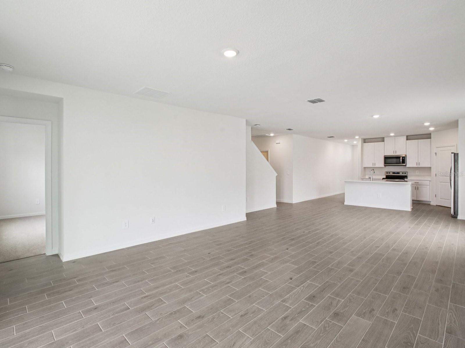 THE GROVE AT STUART CROSSING - Residential