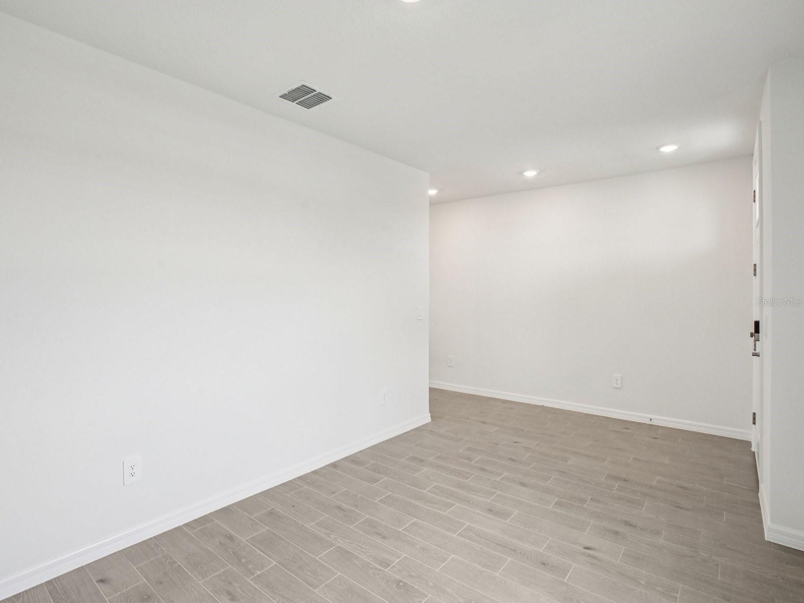 THE GROVE AT STUART CROSSING - Residential