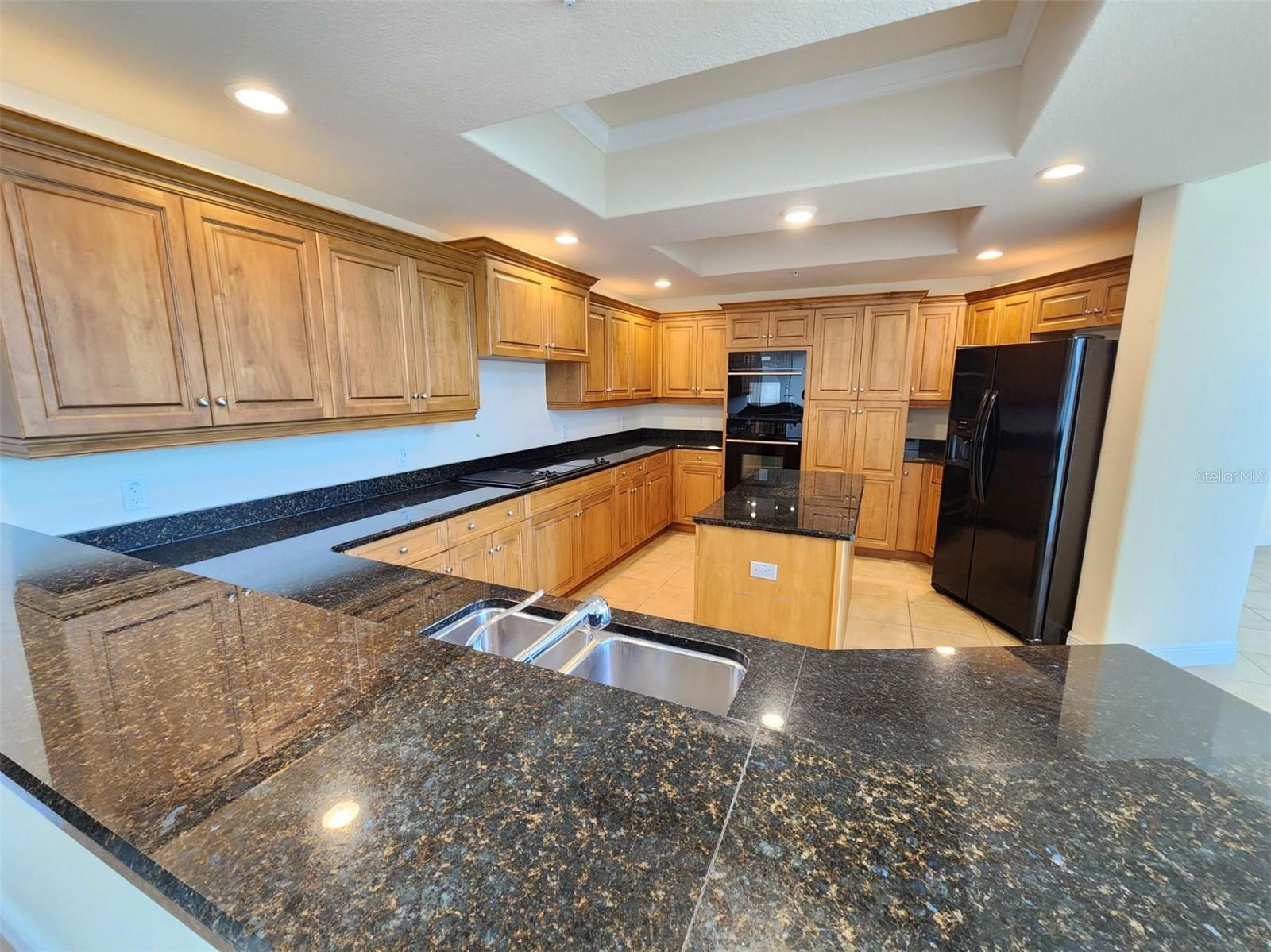 THE PALMS AT RIVIERA DUNES PH I - Residential Lease