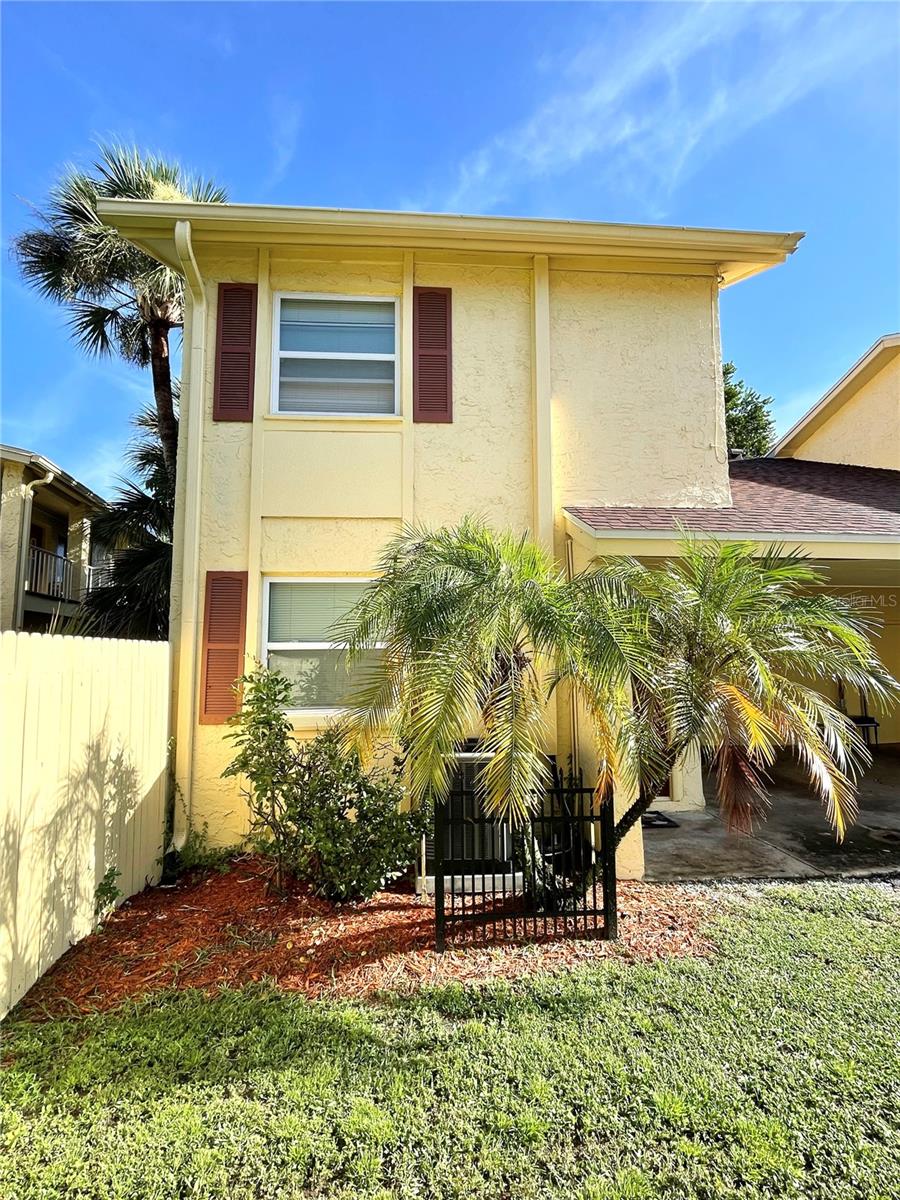 View TAMPA, FL 33615 townhome