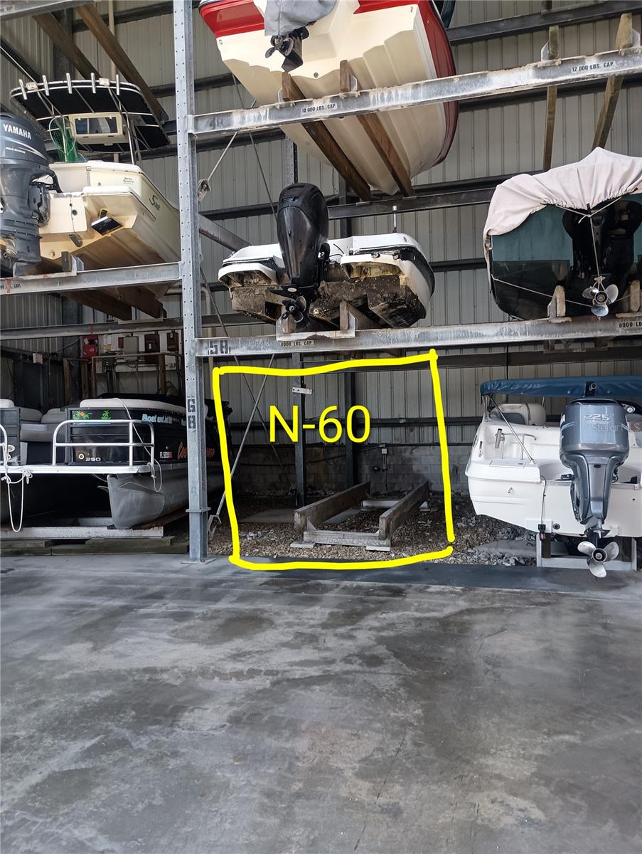 100 CIRCUIT ROAD N60, NOKOMIS, FL, 34275 2 100 CIRCUIT ROAD N60