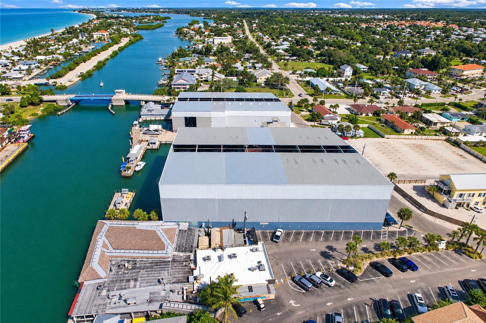 100 CIRCUIT ROAD N60, NOKOMIS, FL, 34275 1 100 CIRCUIT ROAD N60