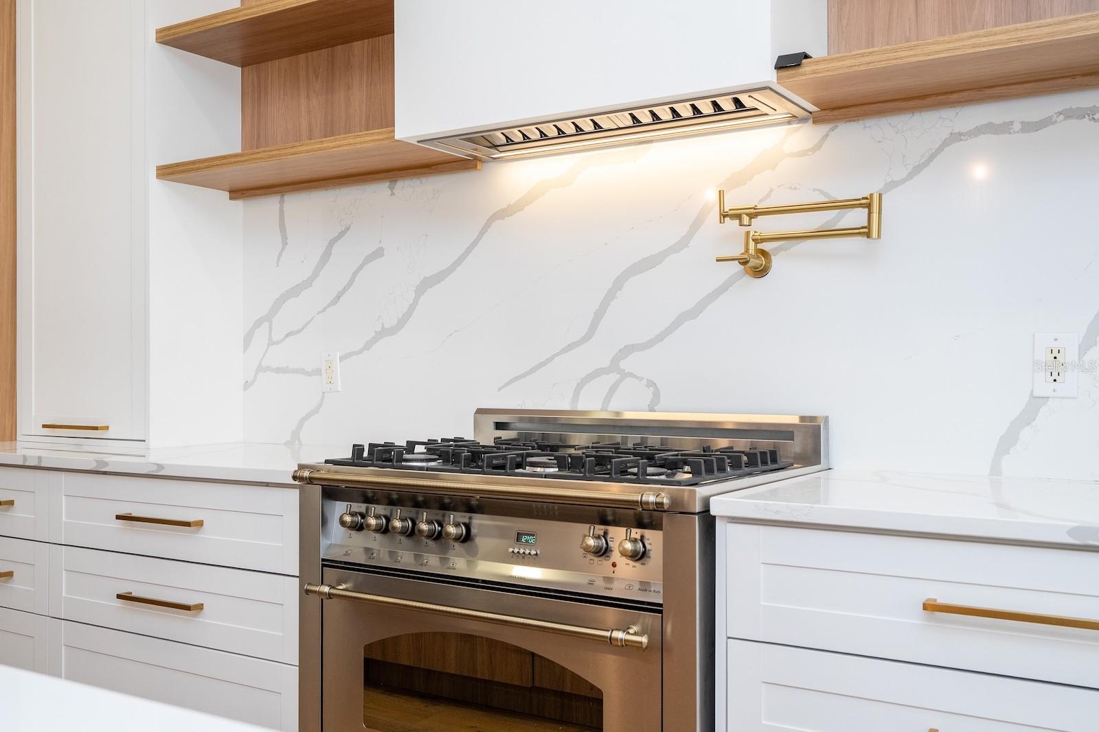 KEENES POINTE - Residential Lease