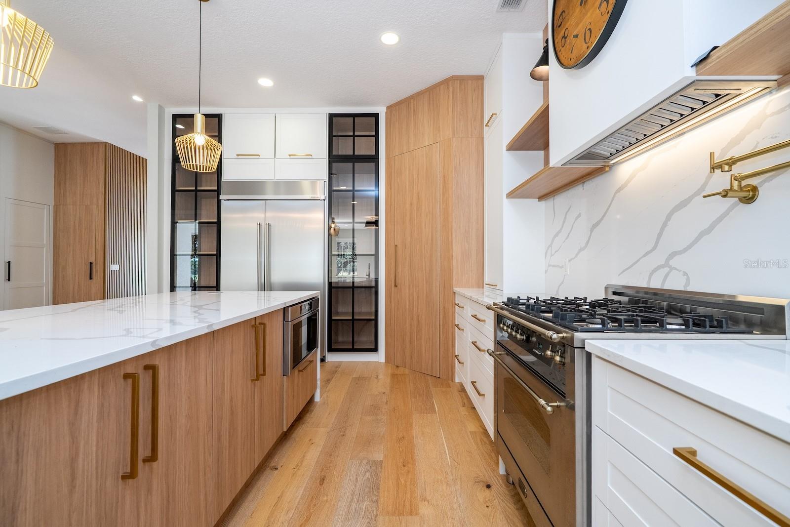 KEENES POINTE - Residential Lease