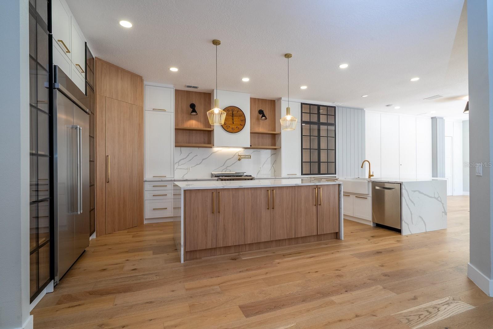 KEENES POINTE - Residential Lease