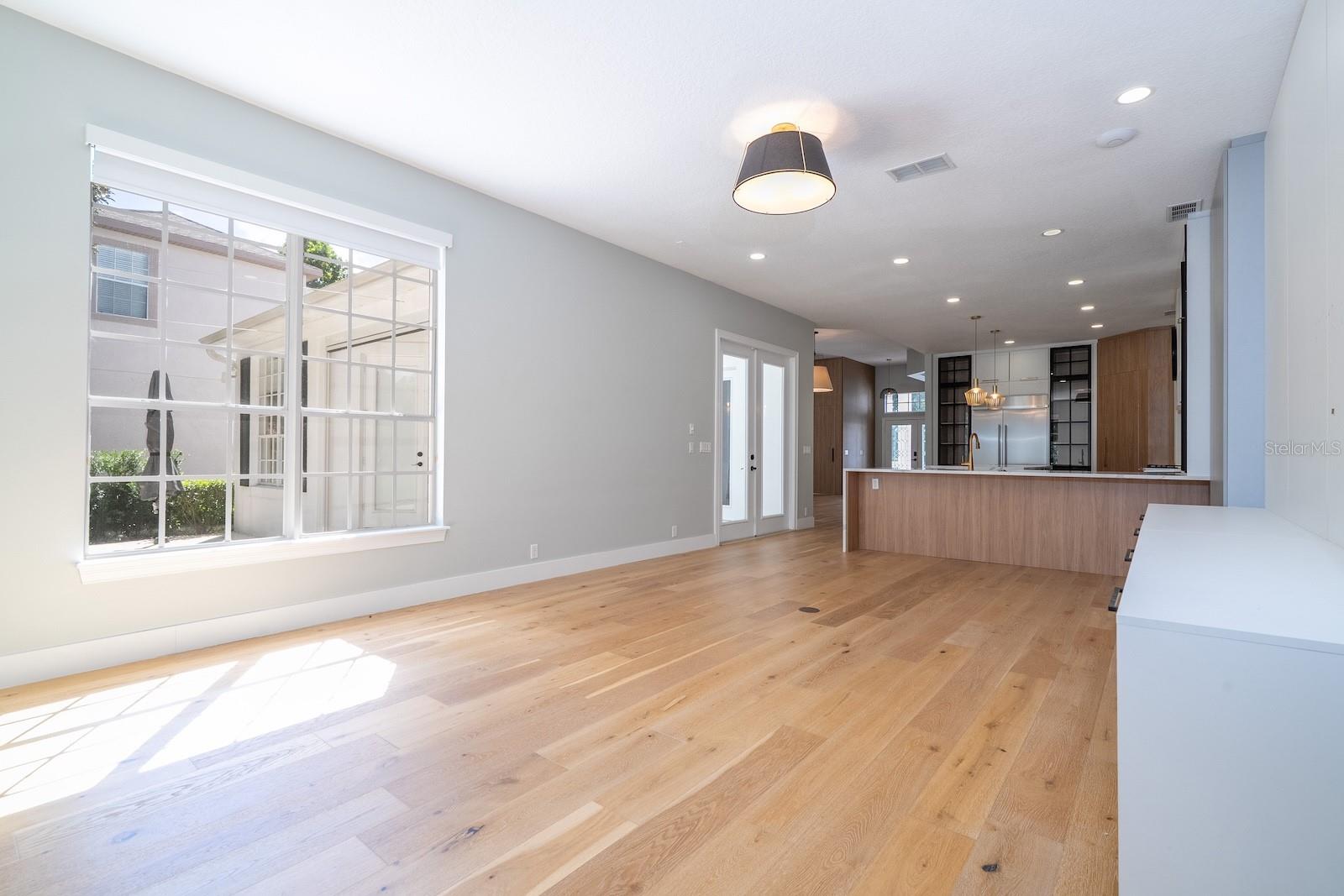 KEENES POINTE - Residential Lease