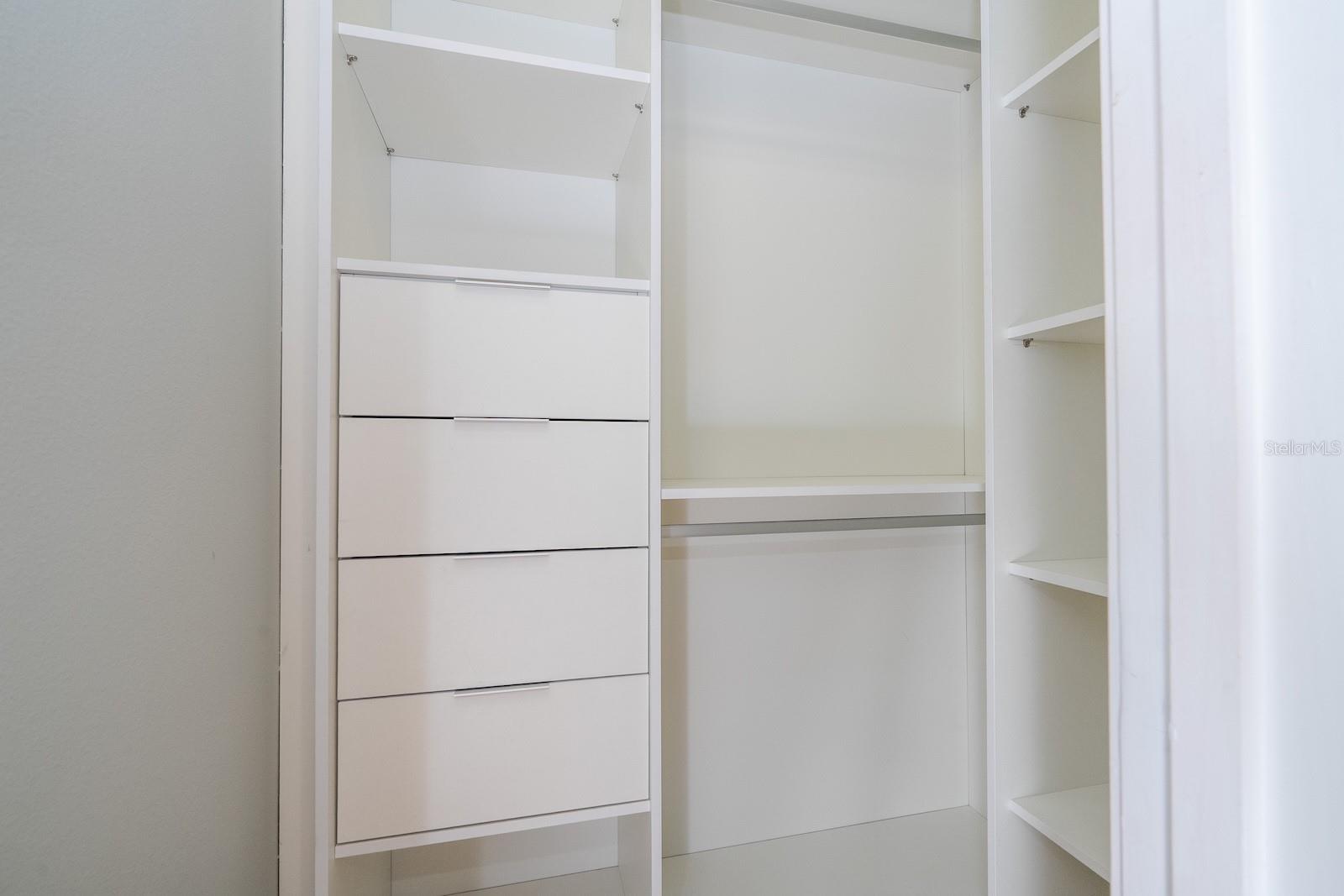 KEENES POINTE - Residential Lease