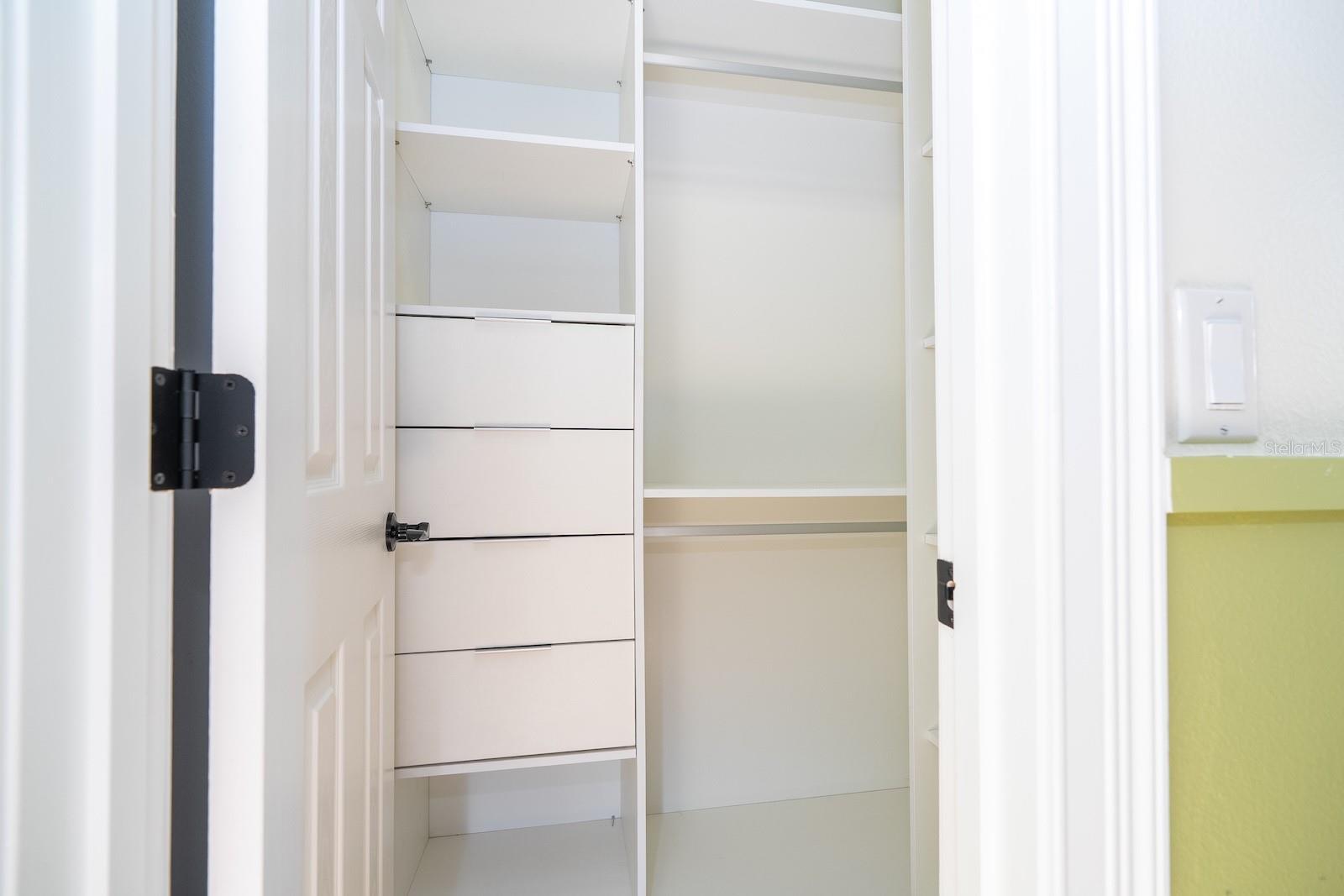 KEENES POINTE - Residential Lease