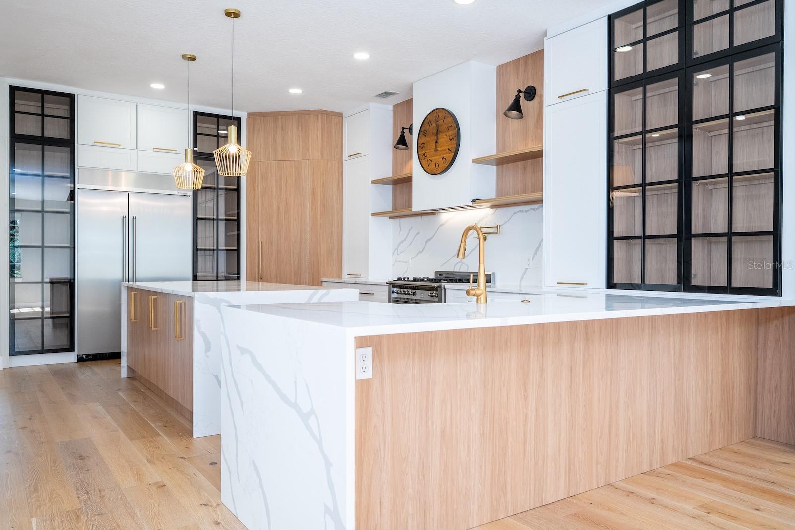 KEENES POINTE - Residential Lease