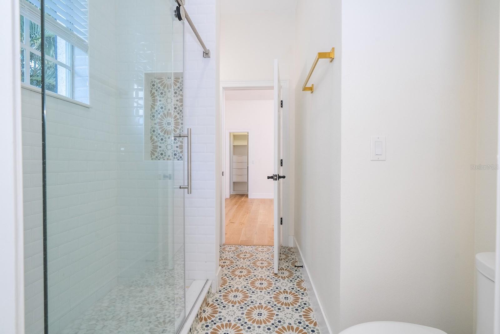 KEENES POINTE - Residential Lease