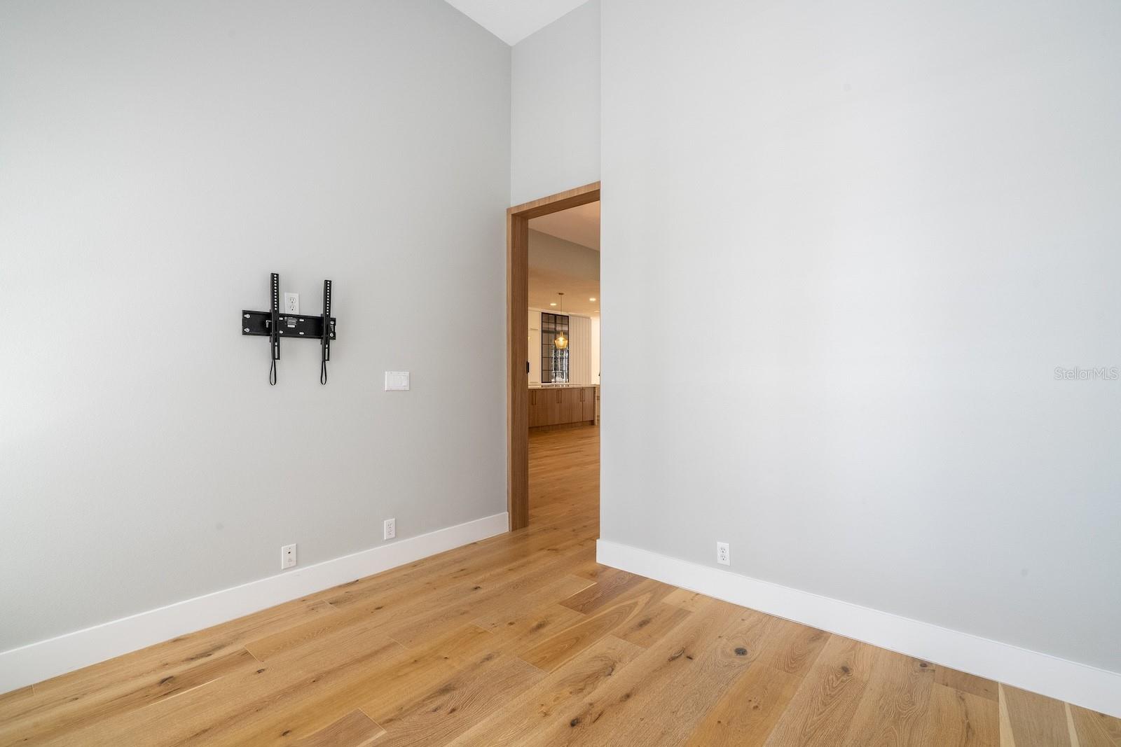 KEENES POINTE - Residential Lease