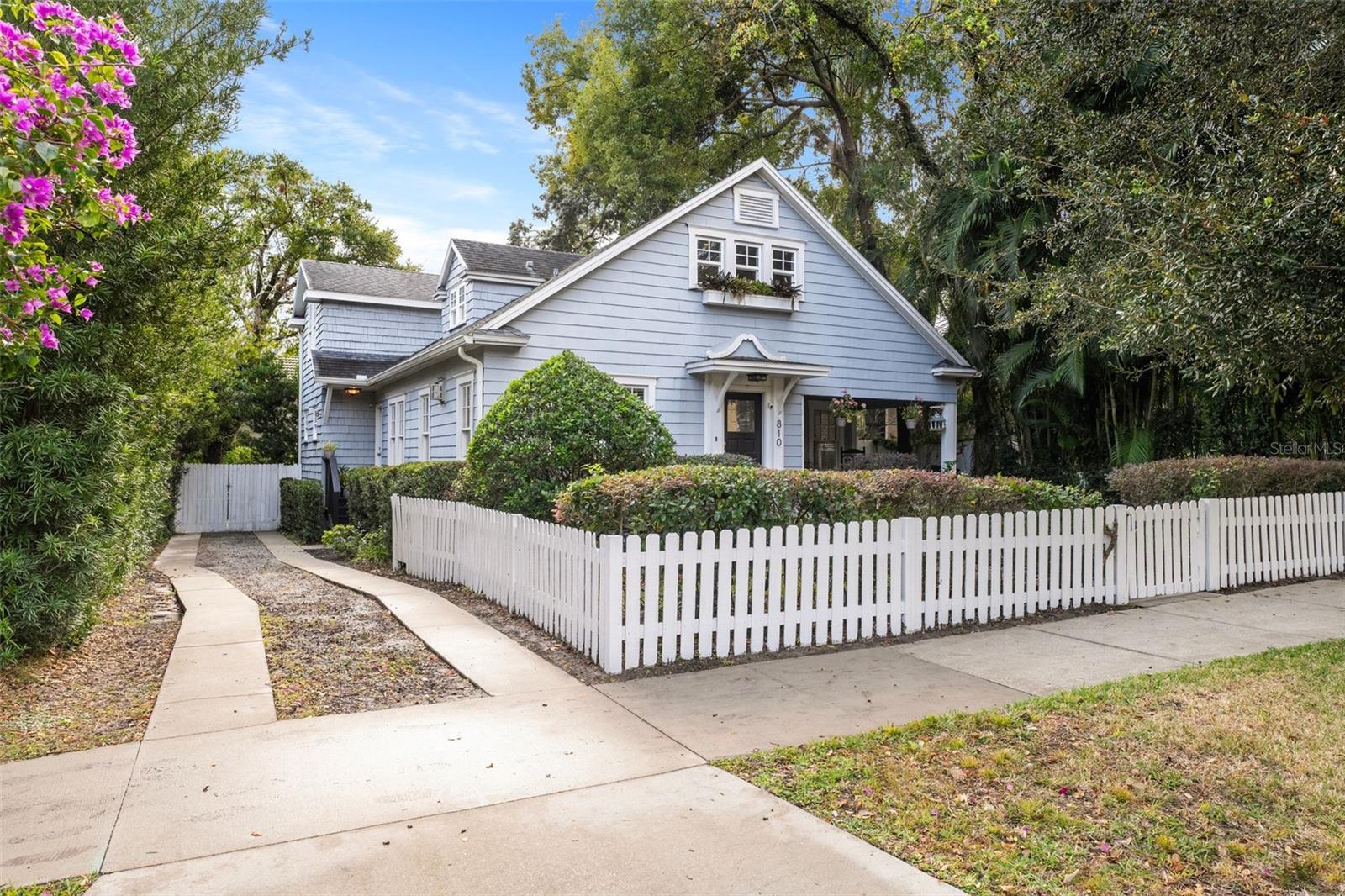 810 E CENTRAL BOULEVARD