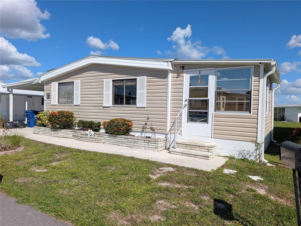 Photo of 833 Cervina Drive S, Venice, FL 34285 (MLS # D6149300)