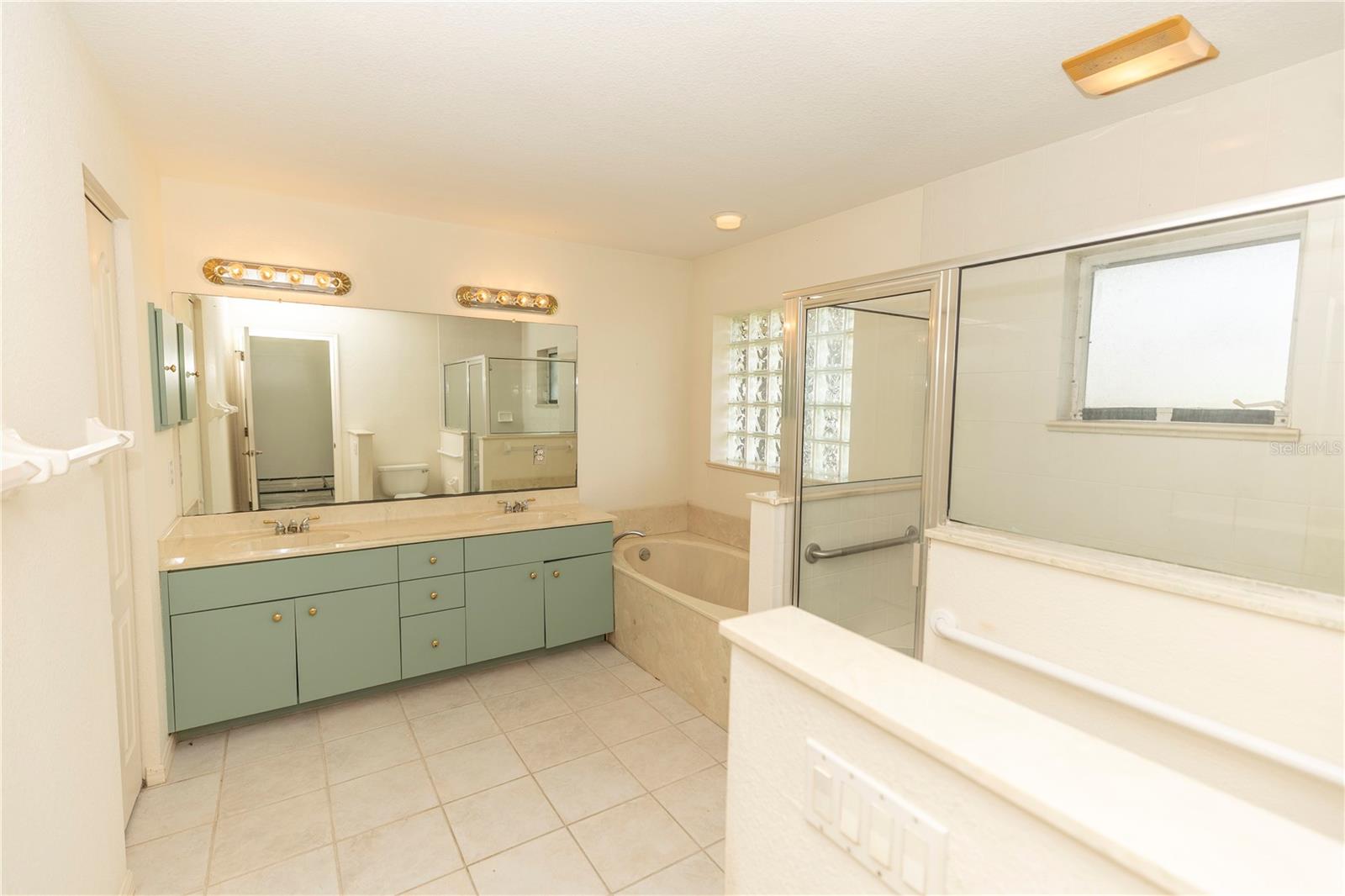 CAPE HAZE WINDWARD - Residential