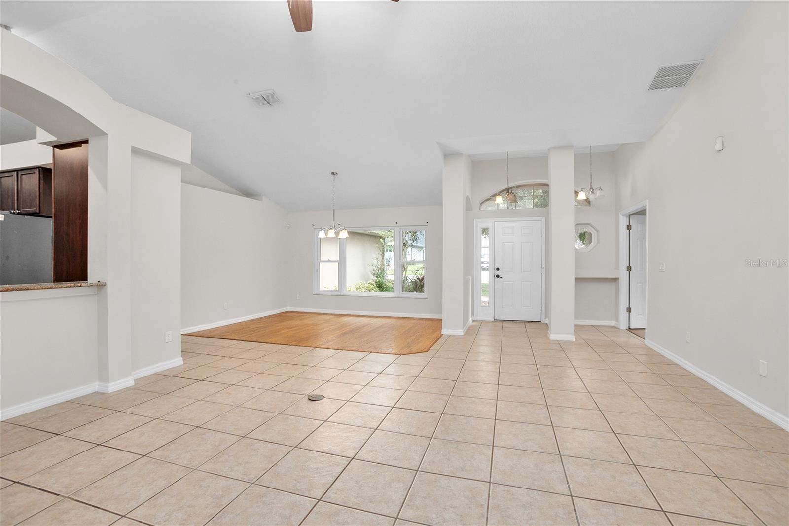 1439 BENT OAKS BOULEVARD