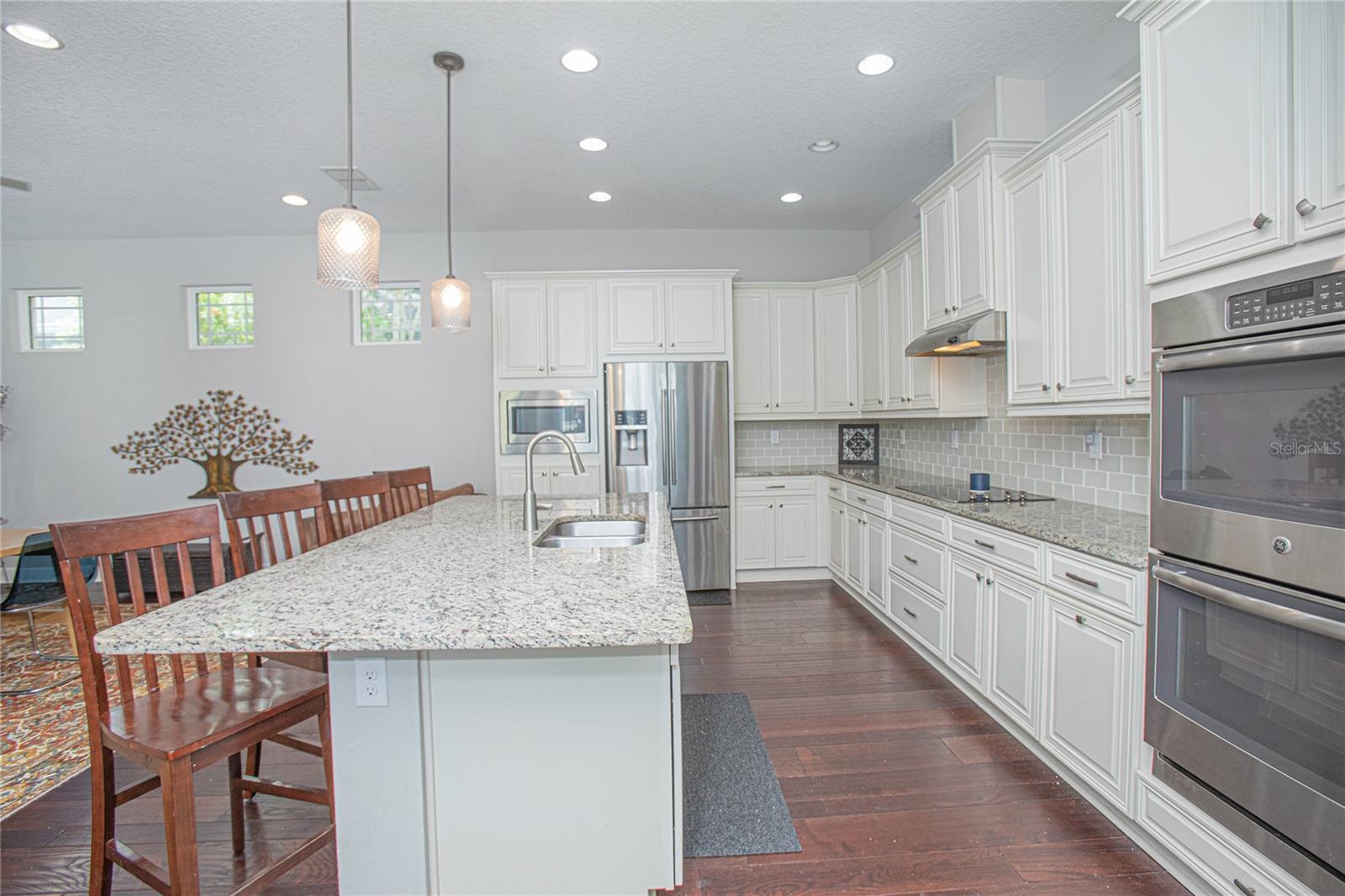 LAUREATE PARK - Residential