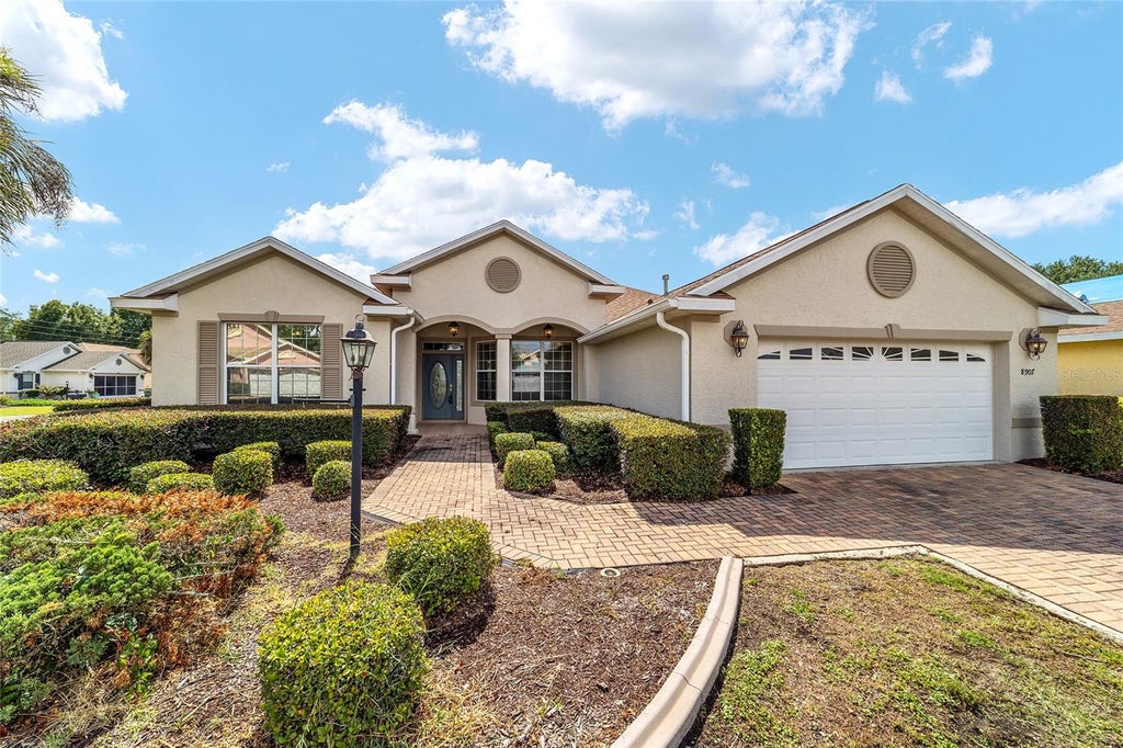 Photo of 8907 SW 84th Circle, Ocala, FL 34481 (MLS # OM727024)