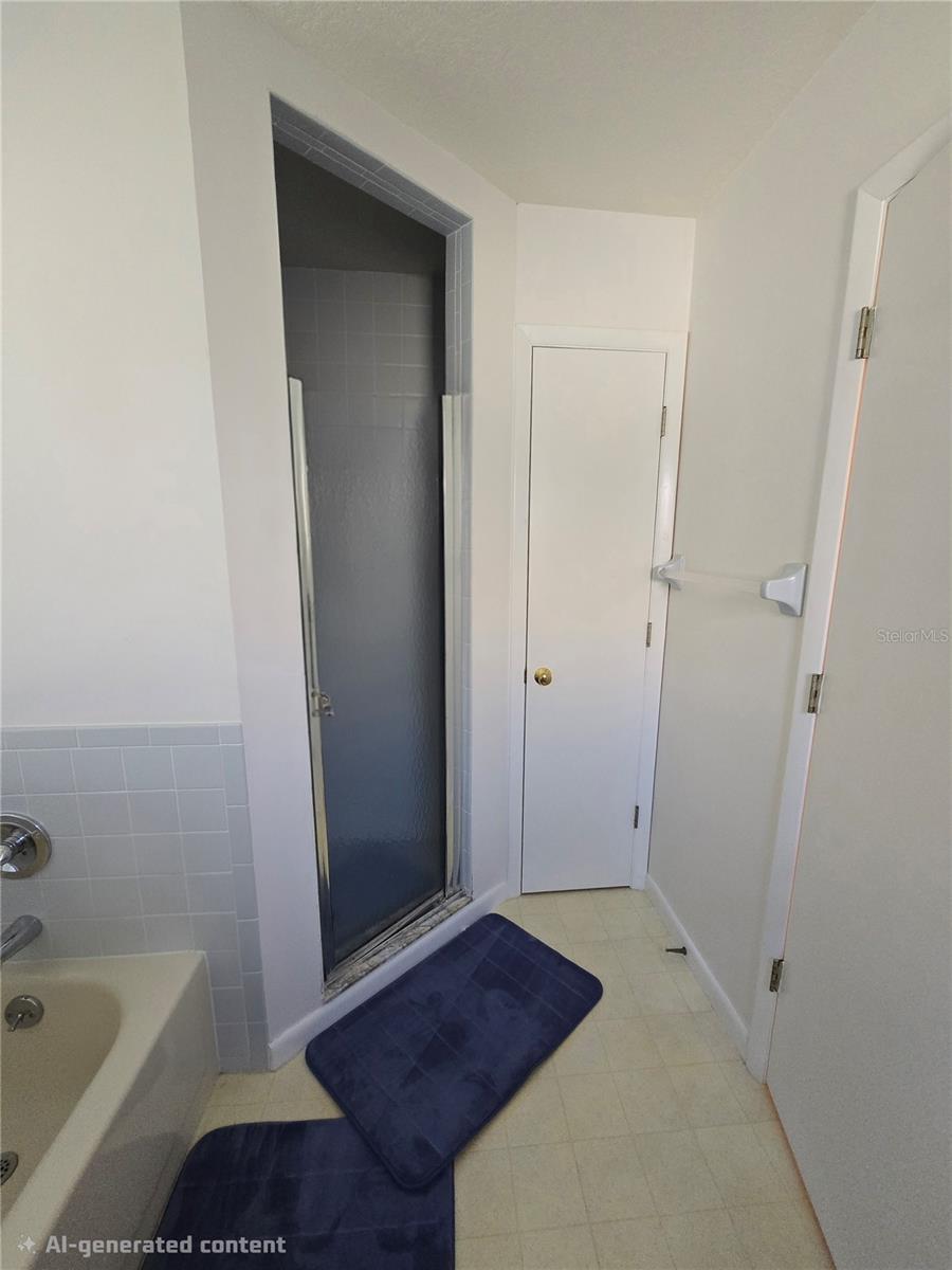 SWEETWATER GOLF & TENNIS CLUB SECOND ADD - Residential