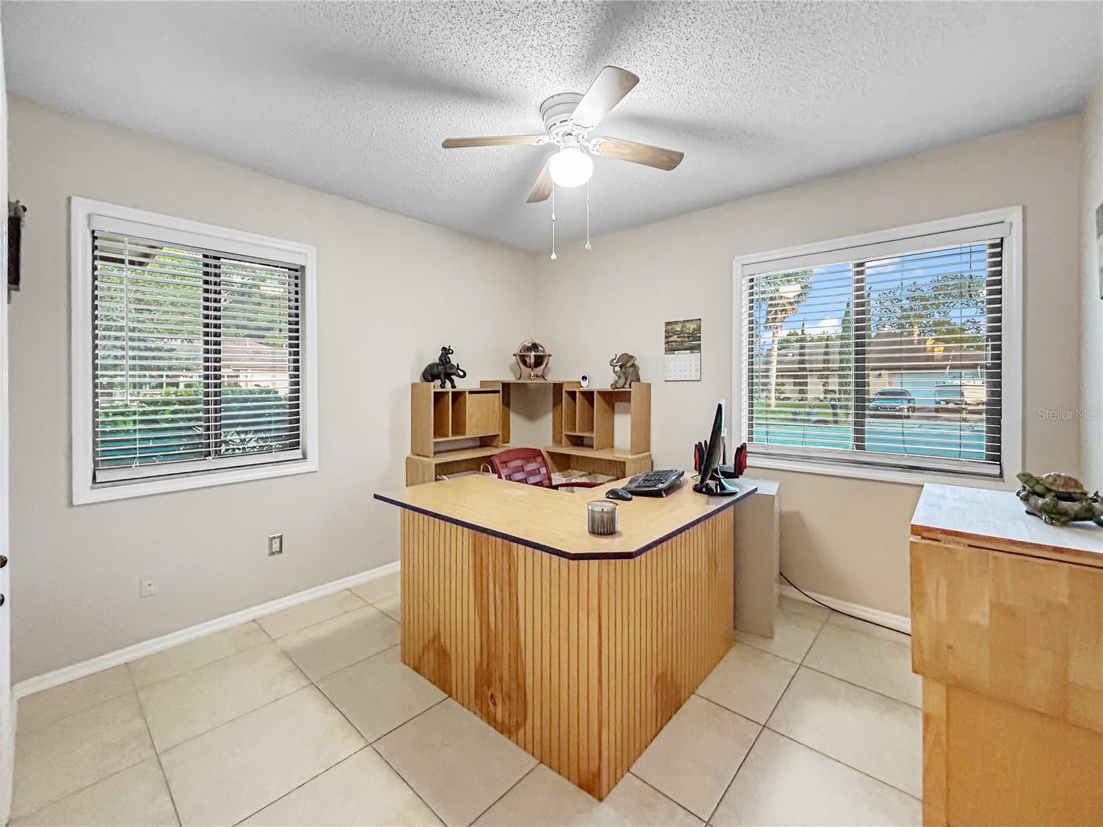 STERLING OAKS - Residential