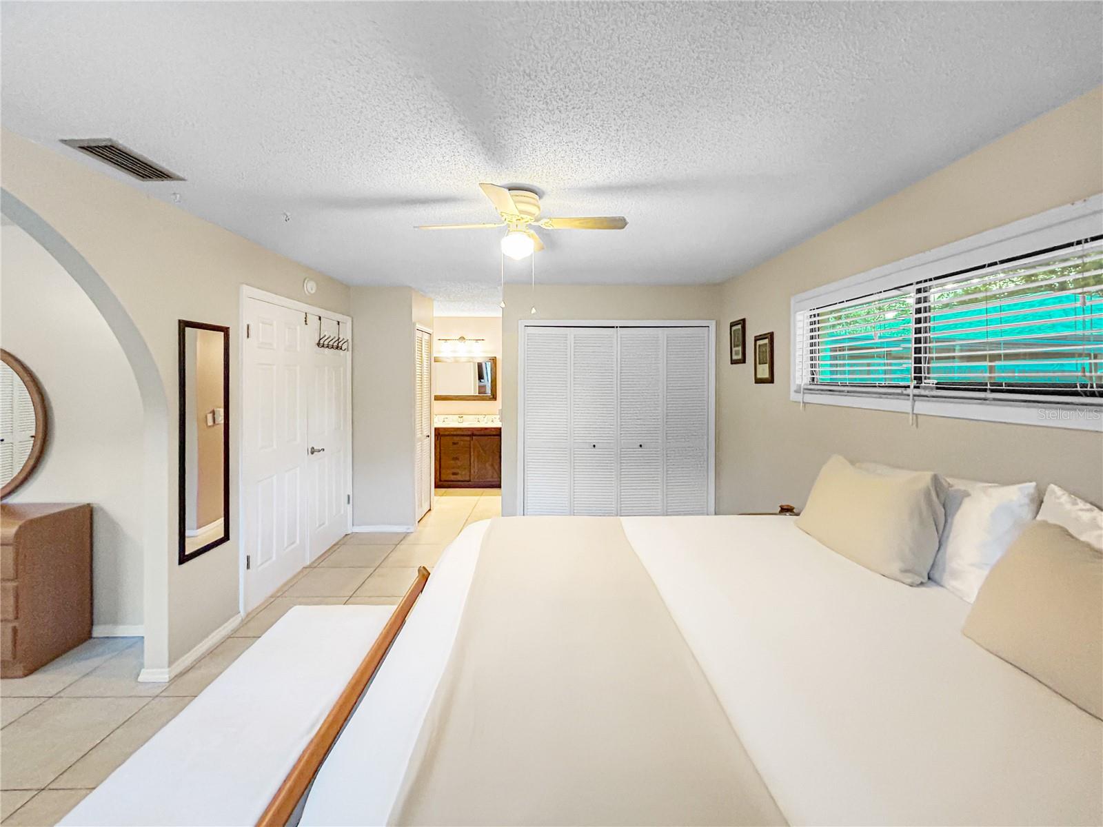 STERLING OAKS - Residential