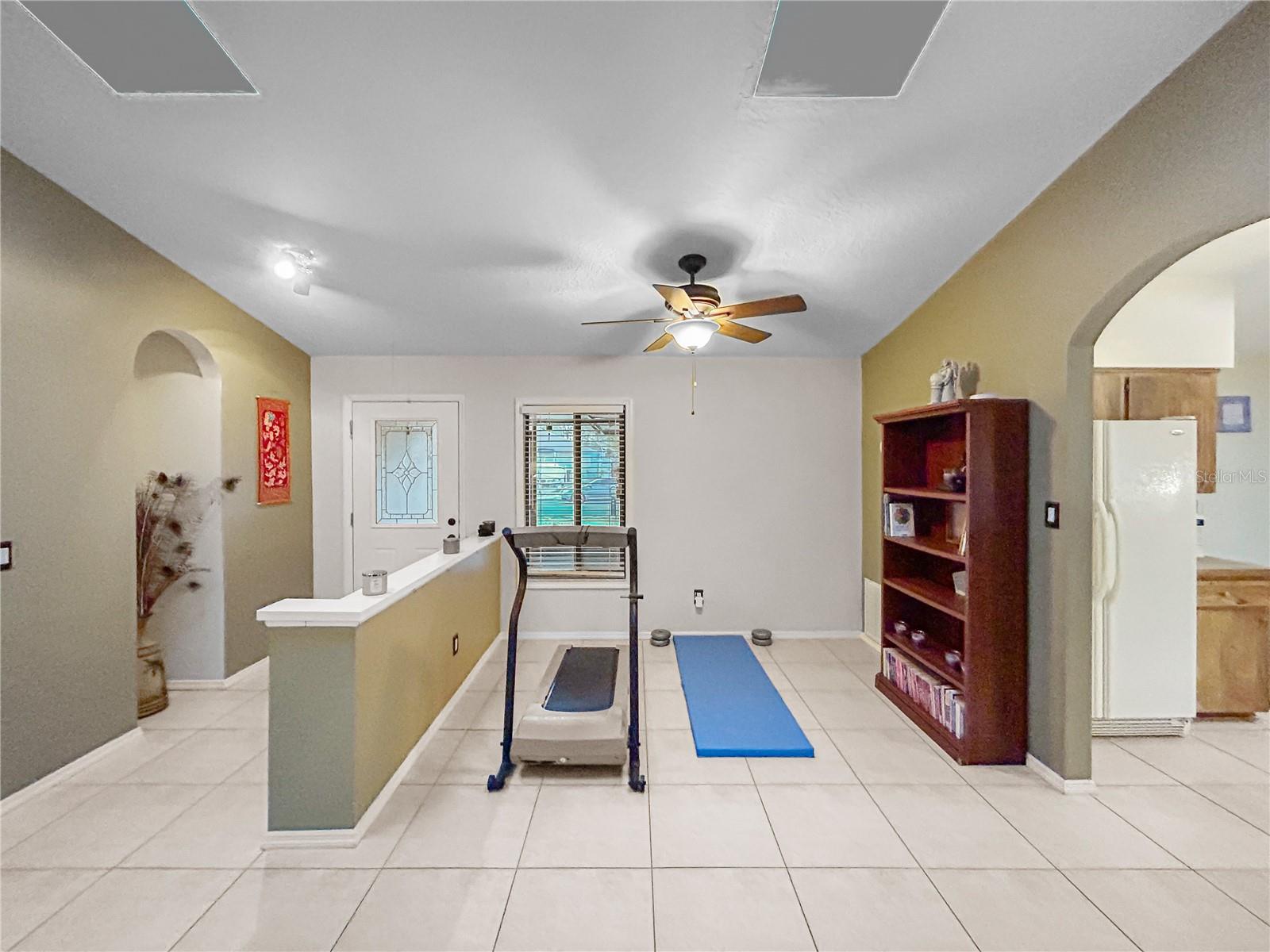 STERLING OAKS - Residential