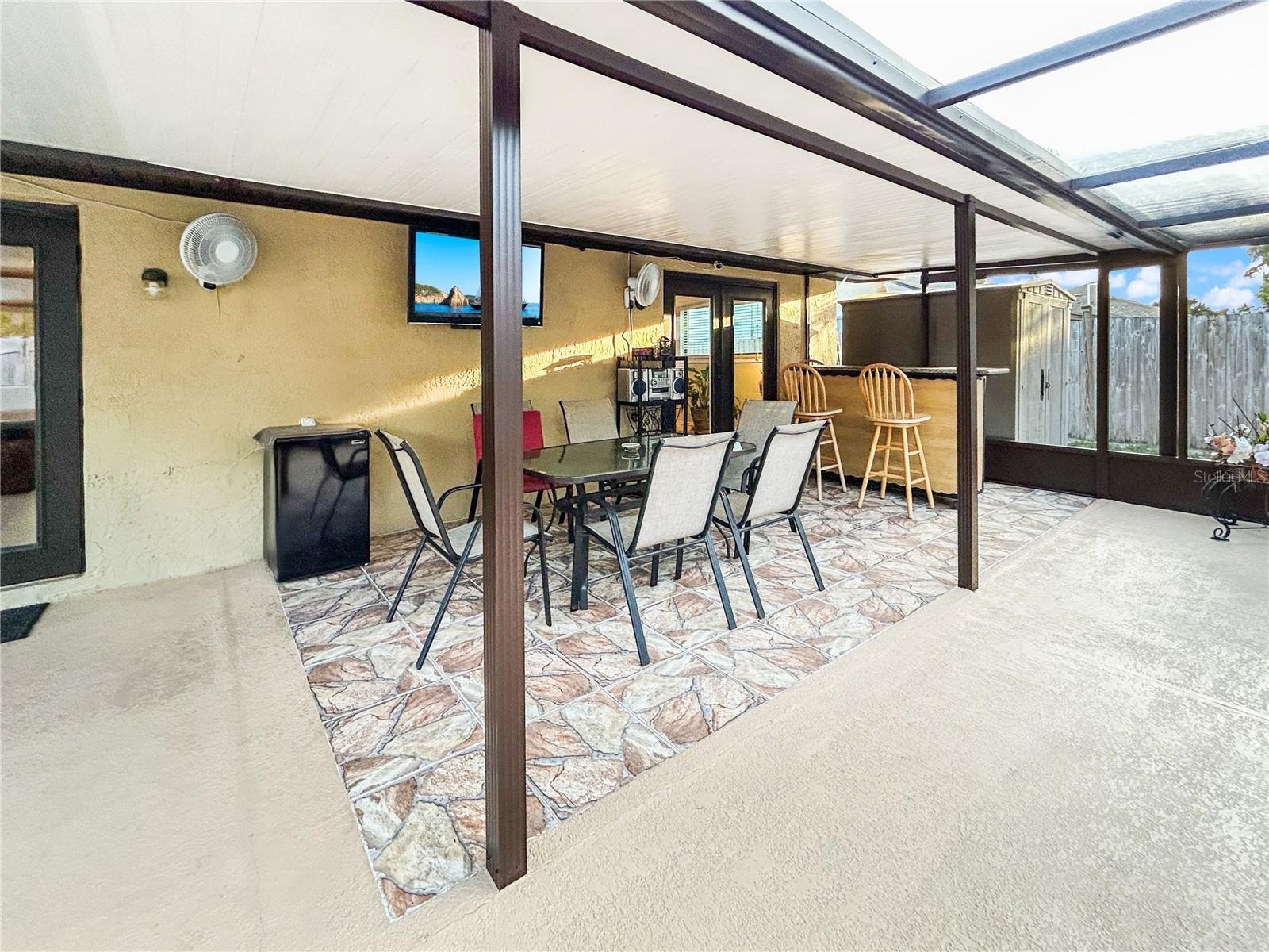 STERLING OAKS - Residential