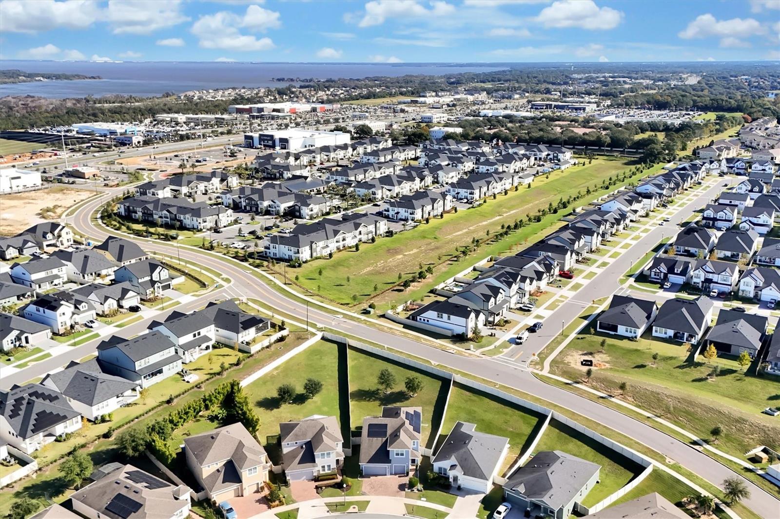 JOHNS LAKE LNDG PH 3 - Residential