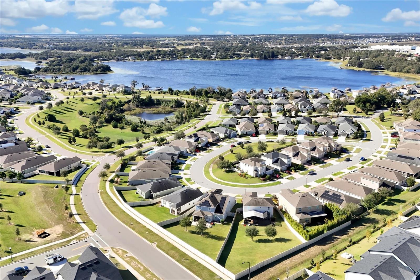 JOHNS LAKE LNDG PH 3 - Residential