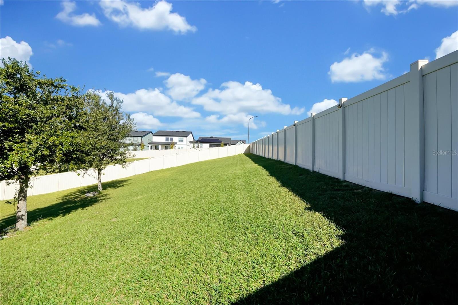 JOHNS LAKE LNDG PH 3 - Residential