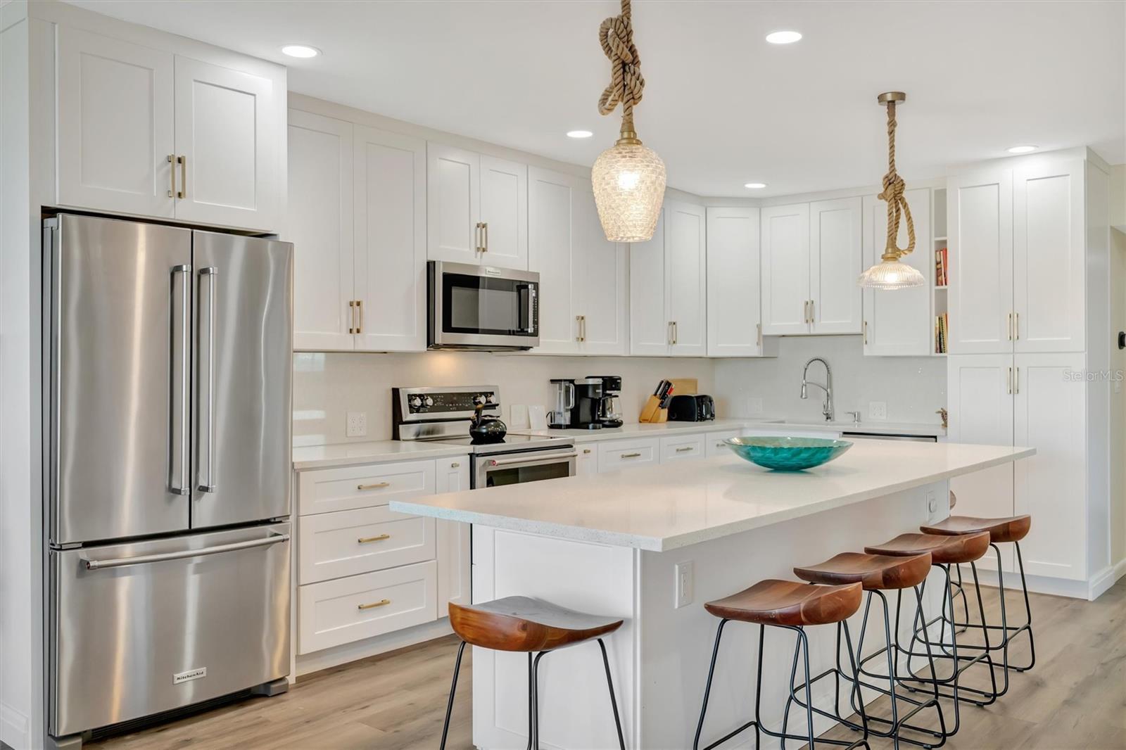 SEAMARK CONDO - Residential