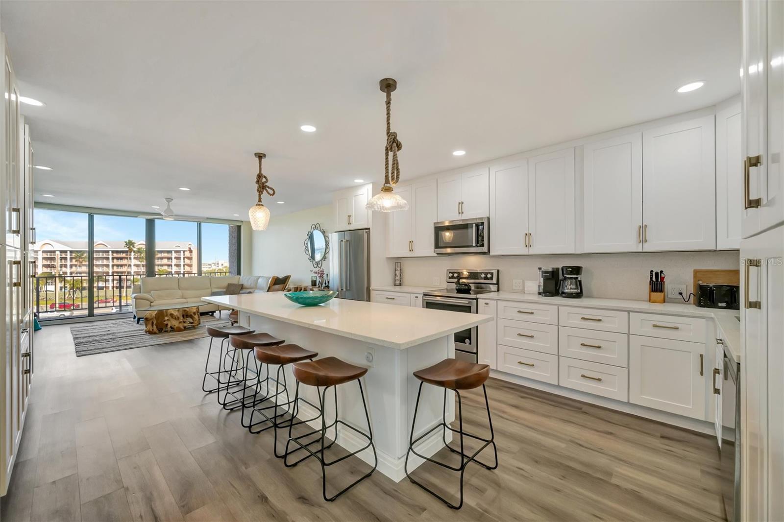 SEAMARK CONDO - Residential