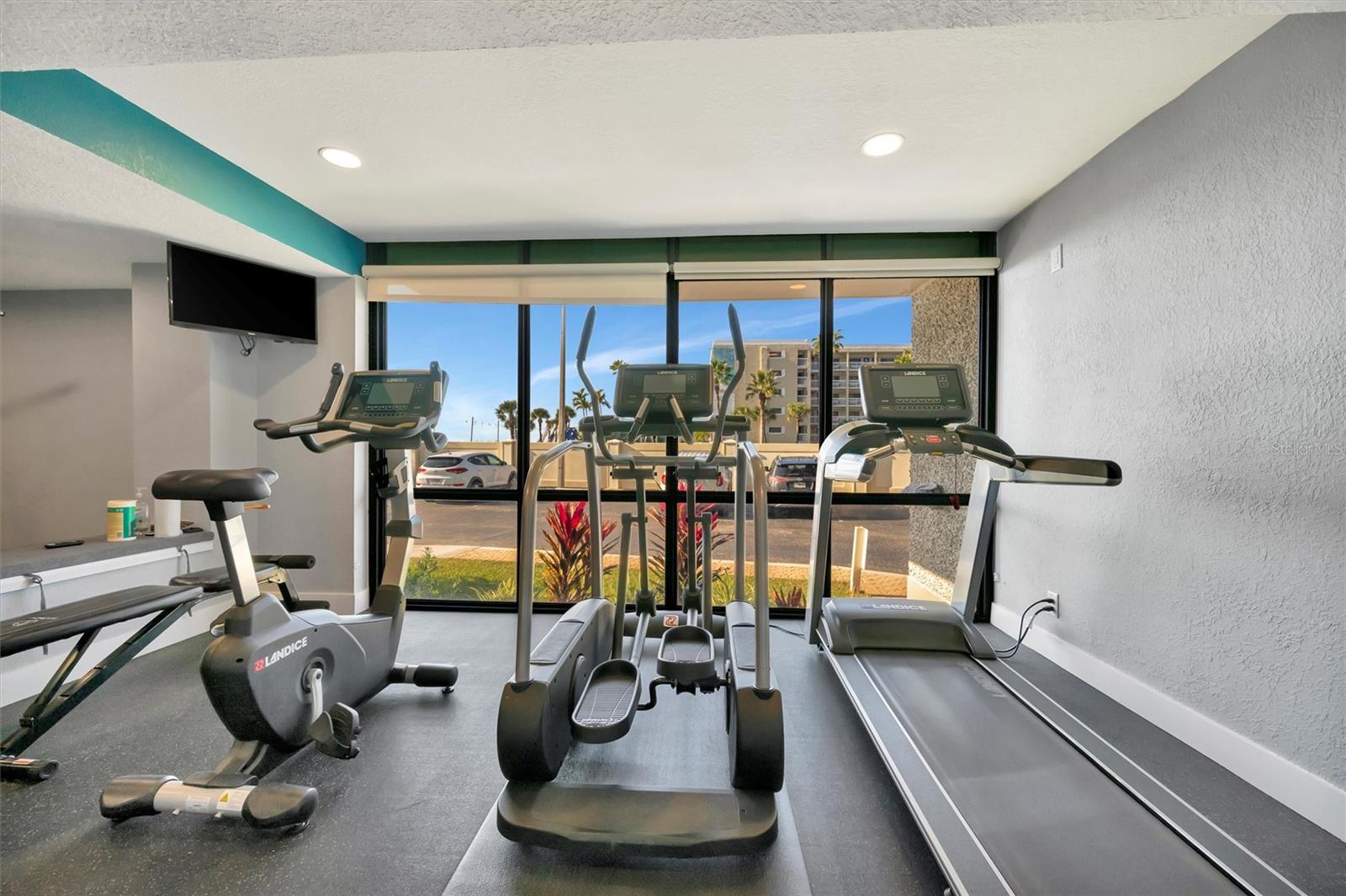 SEAMARK CONDO - Residential