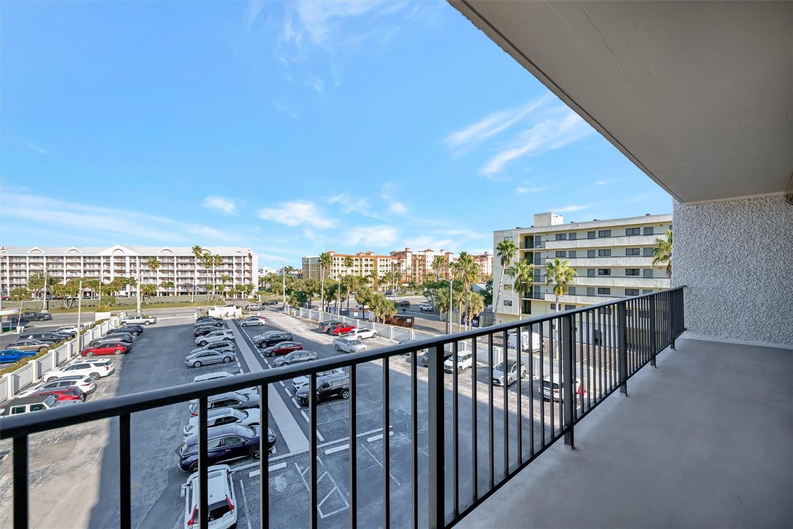 SEAMARK CONDO - Residential