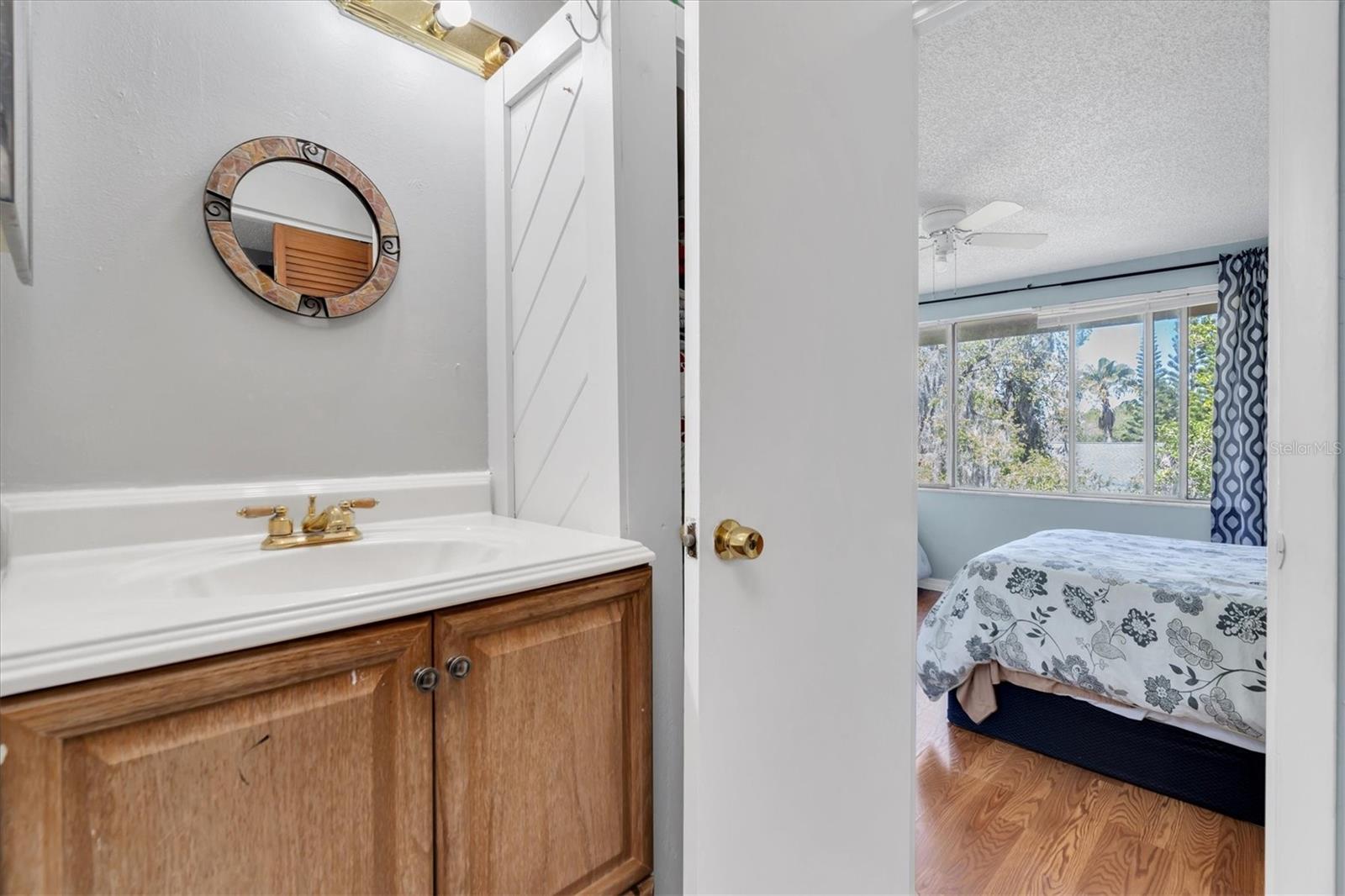 PLACE ONE A CONDO - Residential Lease