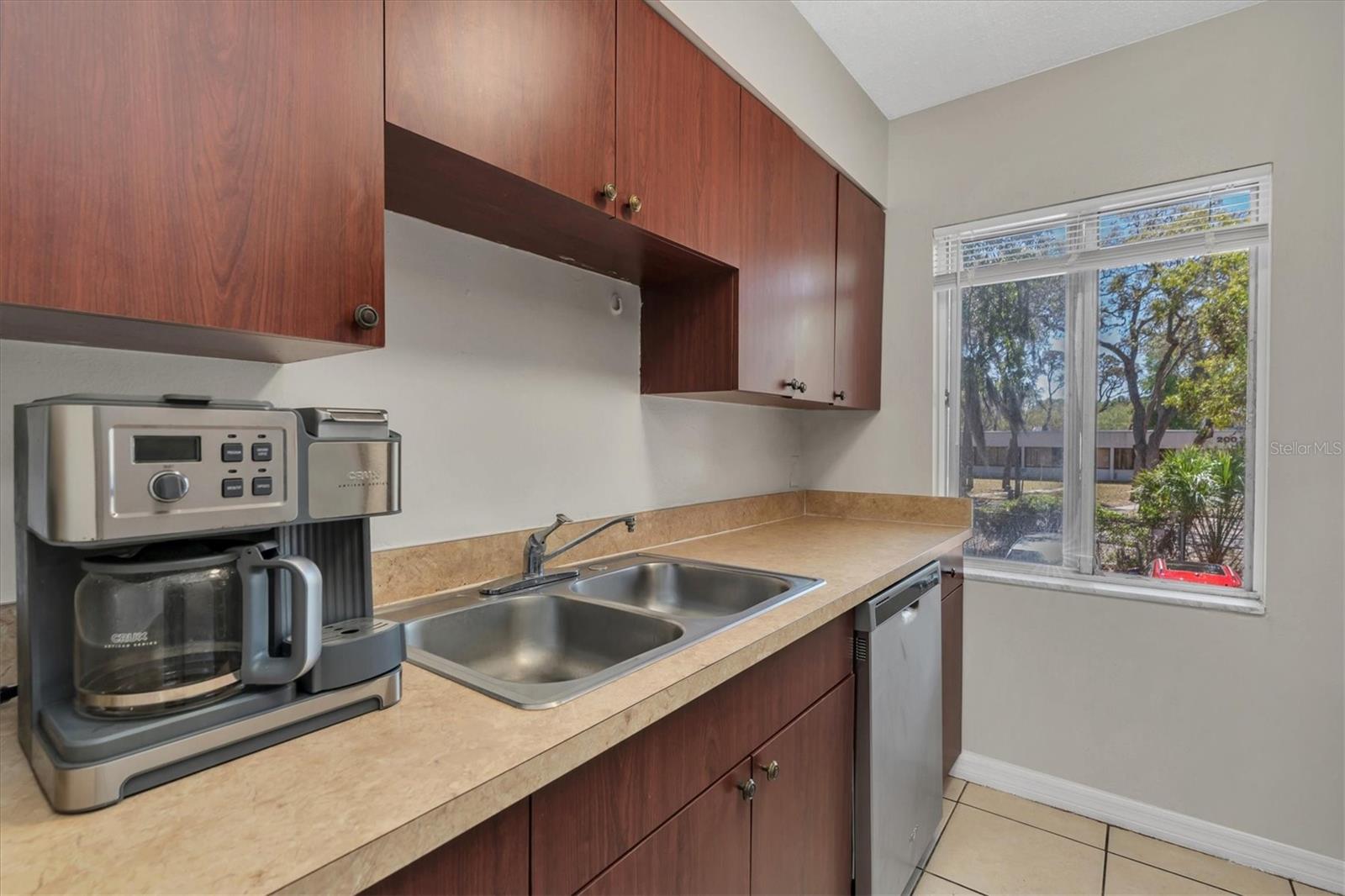 PLACE ONE A CONDO - Residential Lease