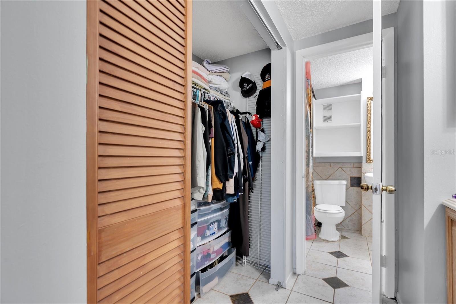 PLACE ONE A CONDO - Residential Lease
