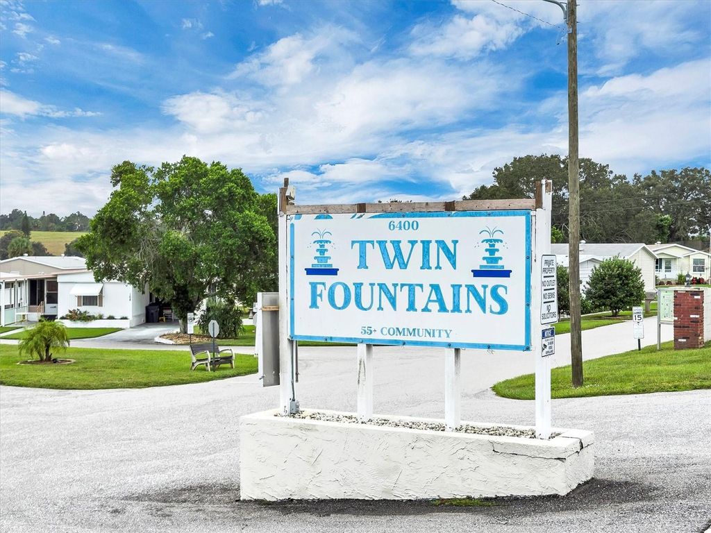 Photo of 231 Glenwood Drive, Lake Wales, FL 33898 (MLS # P4936818)