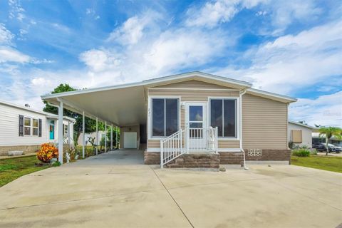 Photo of 231 Glenwood Drive, Lake Wales, FL 33898 (MLS # P4936818)