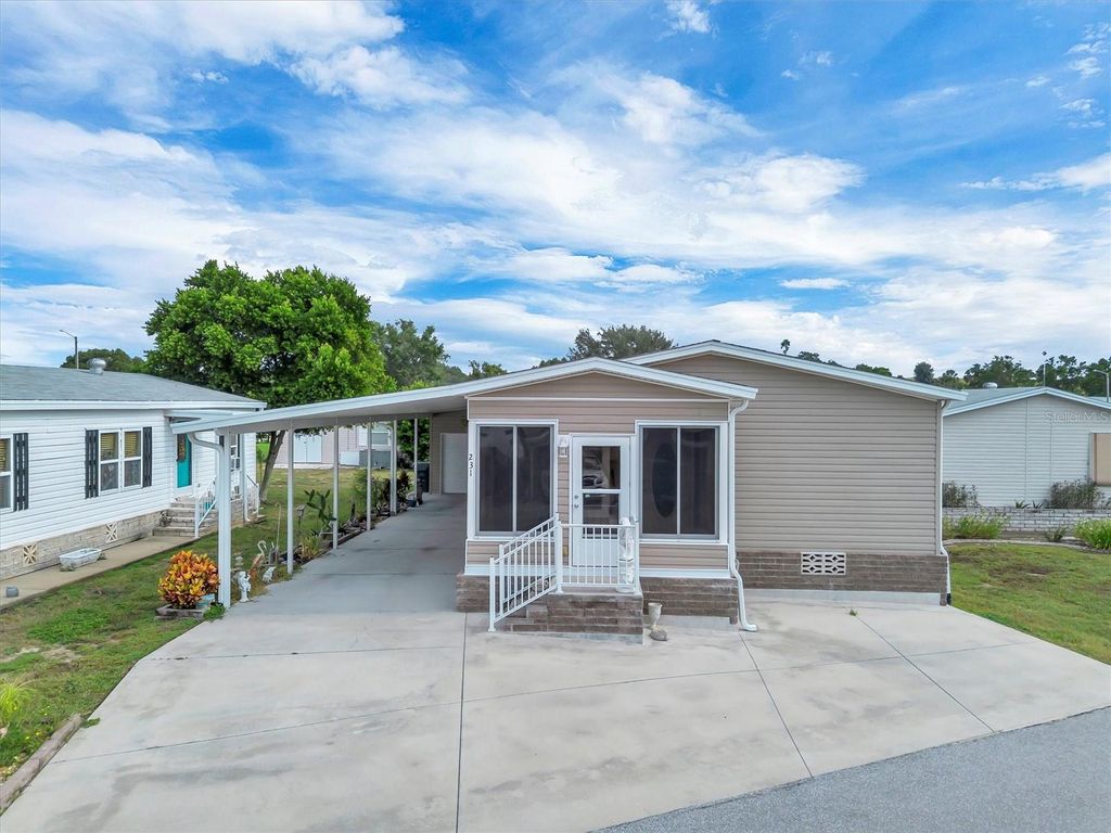 Photo of 231 Glenwood Drive, Lake Wales, FL 33898 (MLS # P4936818)