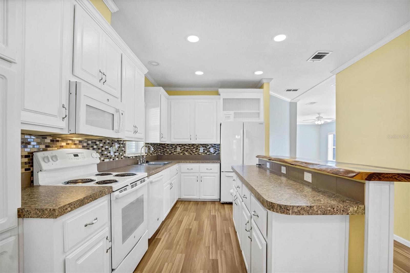 TWIN FOUNTAINS CLUB INC - Residential