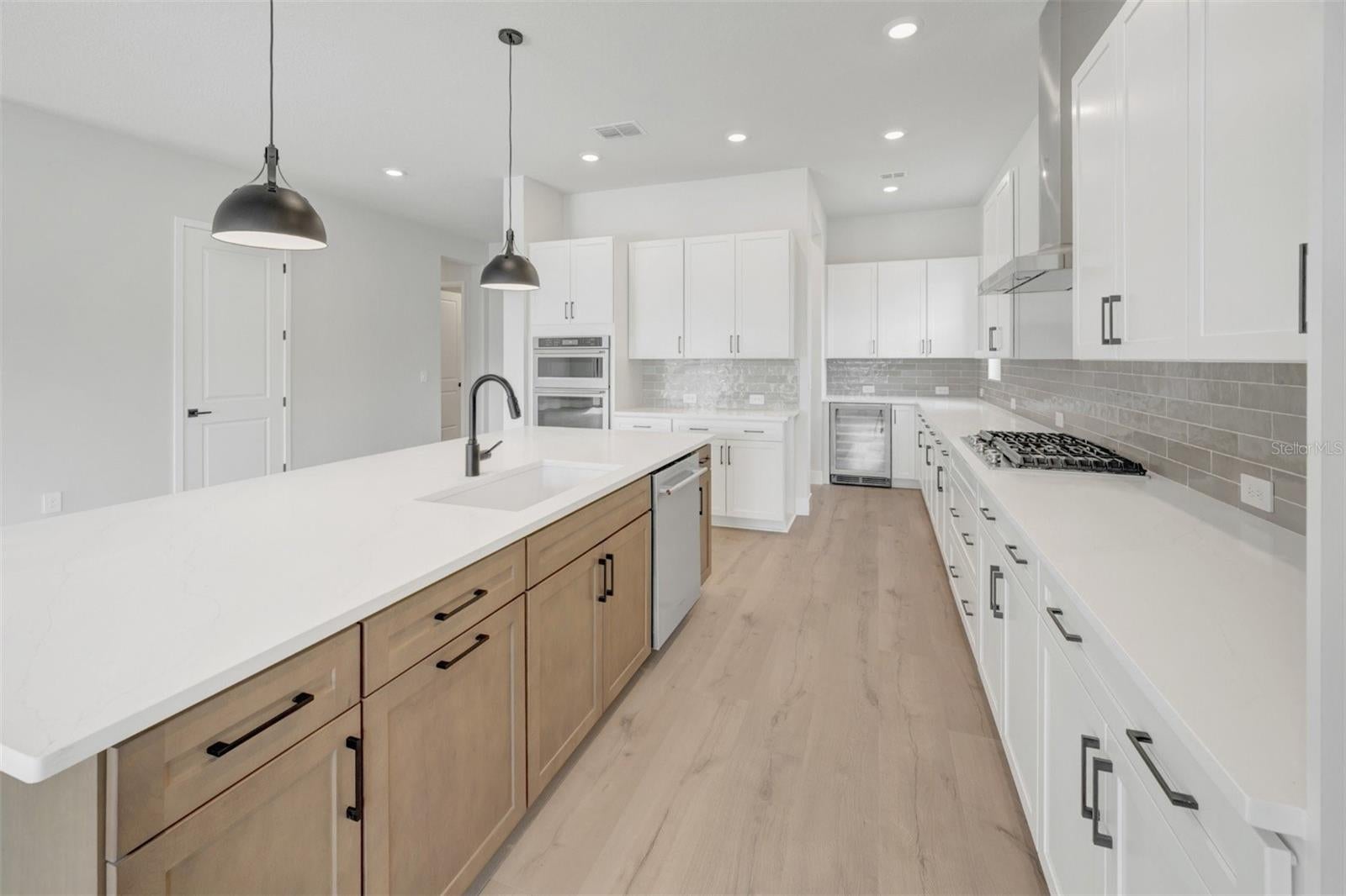 6823 HERON MEADOW DRIVE