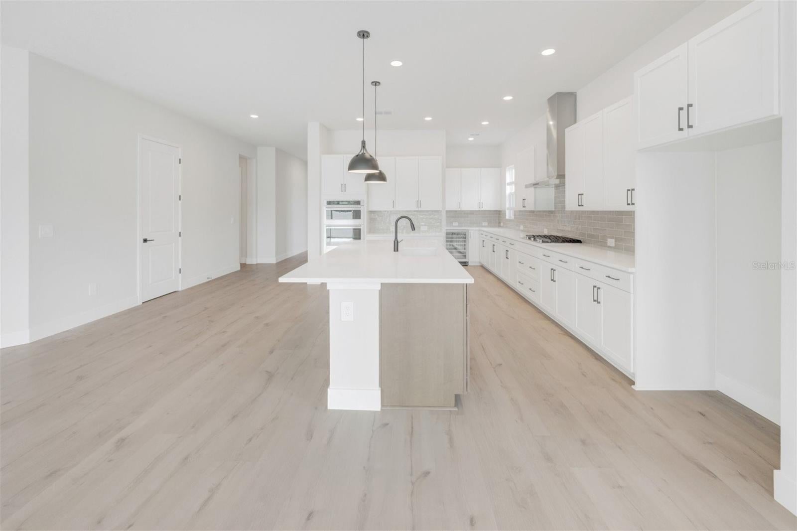 6823 HERON MEADOW DRIVE
